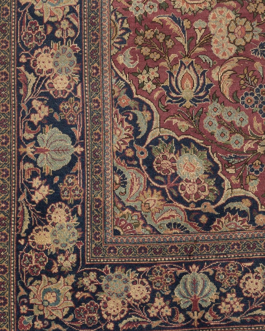 20th Century Antique Persian Isphahan Rug, circa 1900 4' x 6'6 For Sale