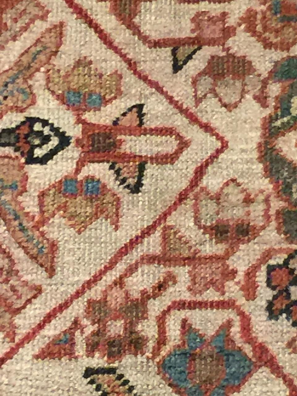 20ième siècle Tapis persan ancien Ivoire Mahal 8'10 x 12'2 en vente