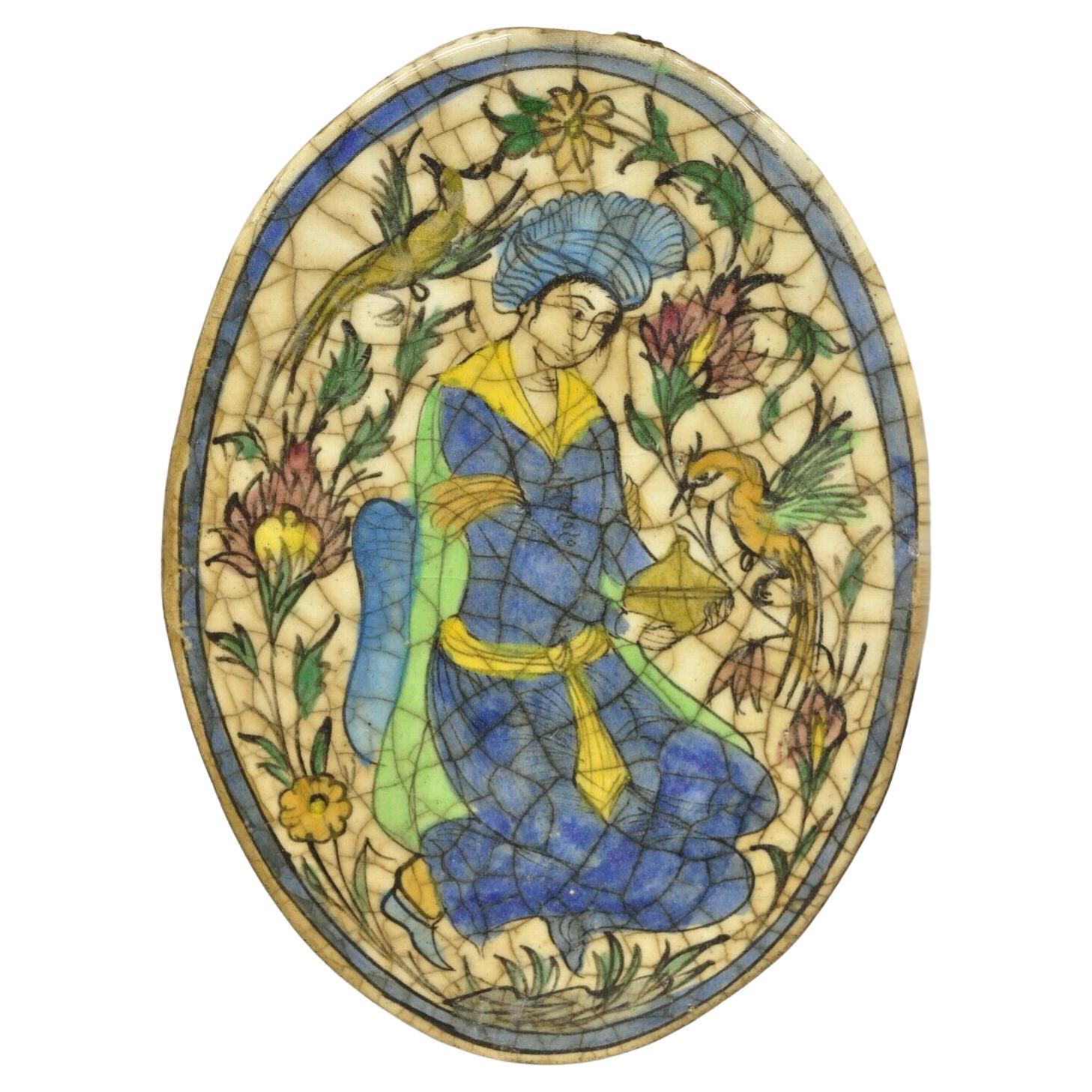 Antike ovale Keramik-Keramik-Figur des persischen Iznik Qajar-Stils mit Vogel C3 im Angebot