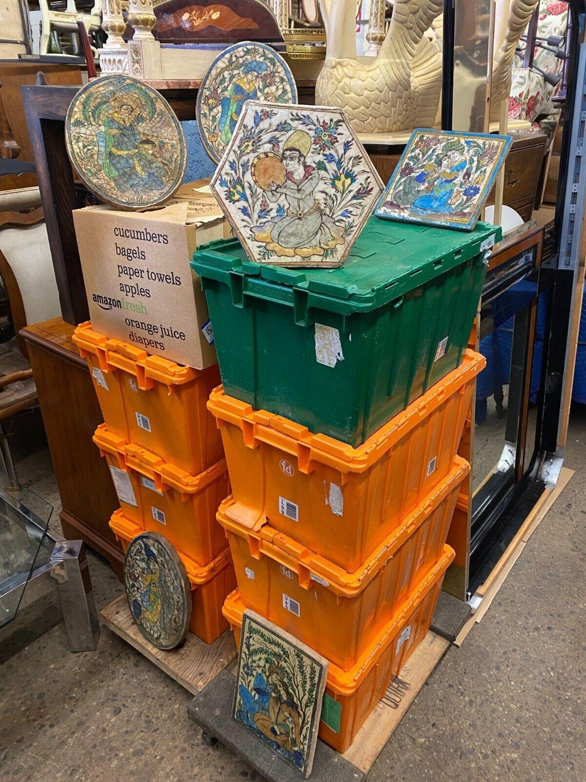 Ancienne poterie persane Iznik de style Qajar en céramique, carreaux, scène de chasse d'un cheval et de son cavalier C1 en vente 4