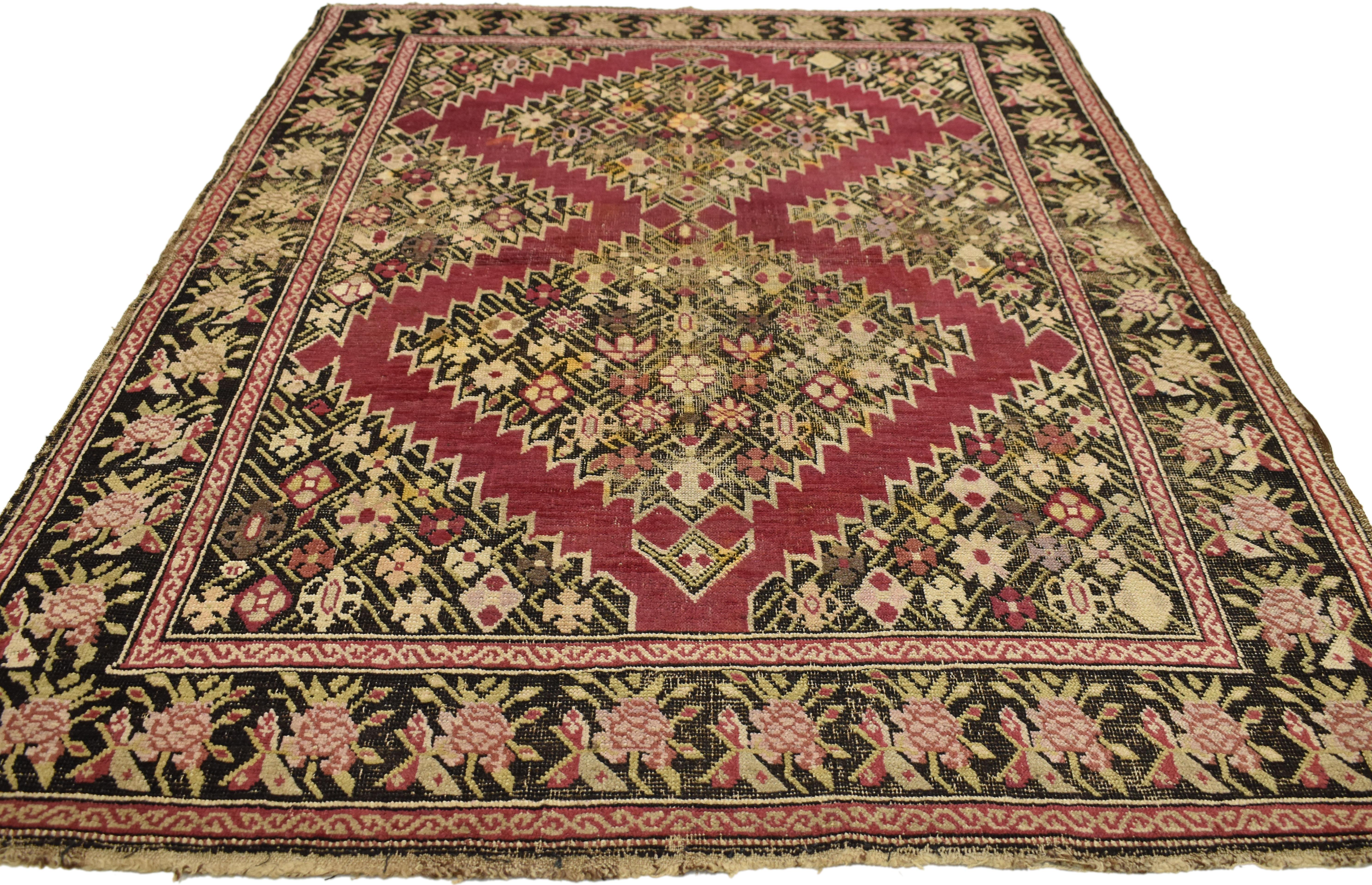 Country Antique Persian Karabakh Rug, Persian Gharabagh Accent Rug with Old World Style For Sale
