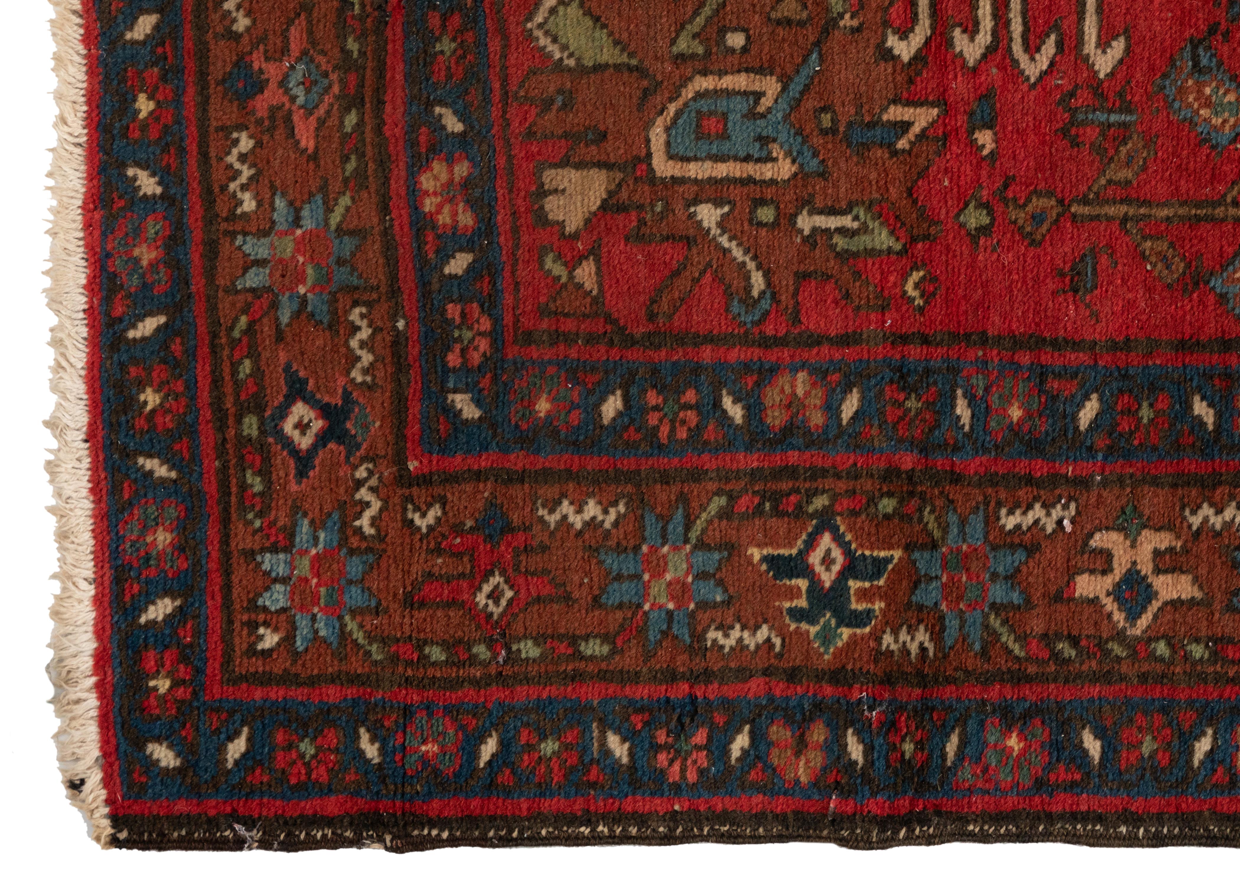 Antiker persischer Karajeh Heriz-Serapi-Teppich aus den 1920er Jahren  3,3 x 4,8 Fuß (Persisch) im Angebot