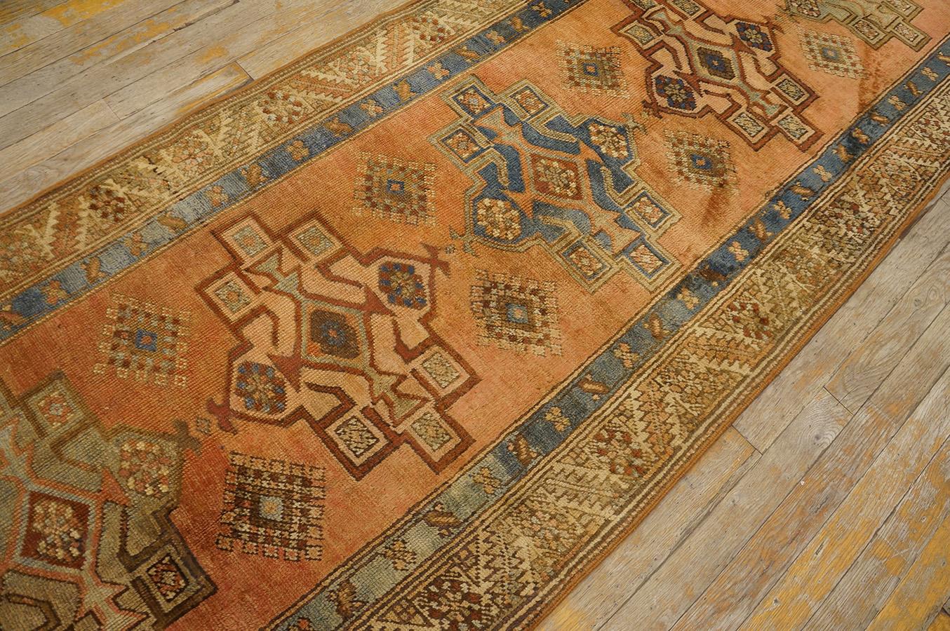 Early 20th Century N.W. Persian Karajeh Carpet ( 2'10'' x 17'10'' - 85 x 545 ) For Sale 10