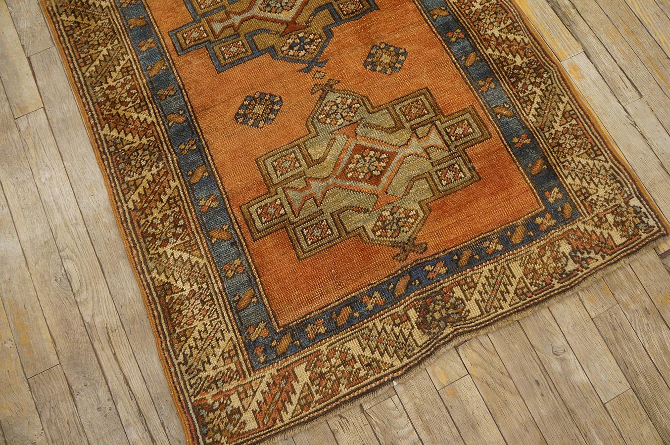 Early 20th Century N.W. Persian Karajeh Carpet ( 2'10'' x 17'10'' - 85 x 545 ) For Sale 14