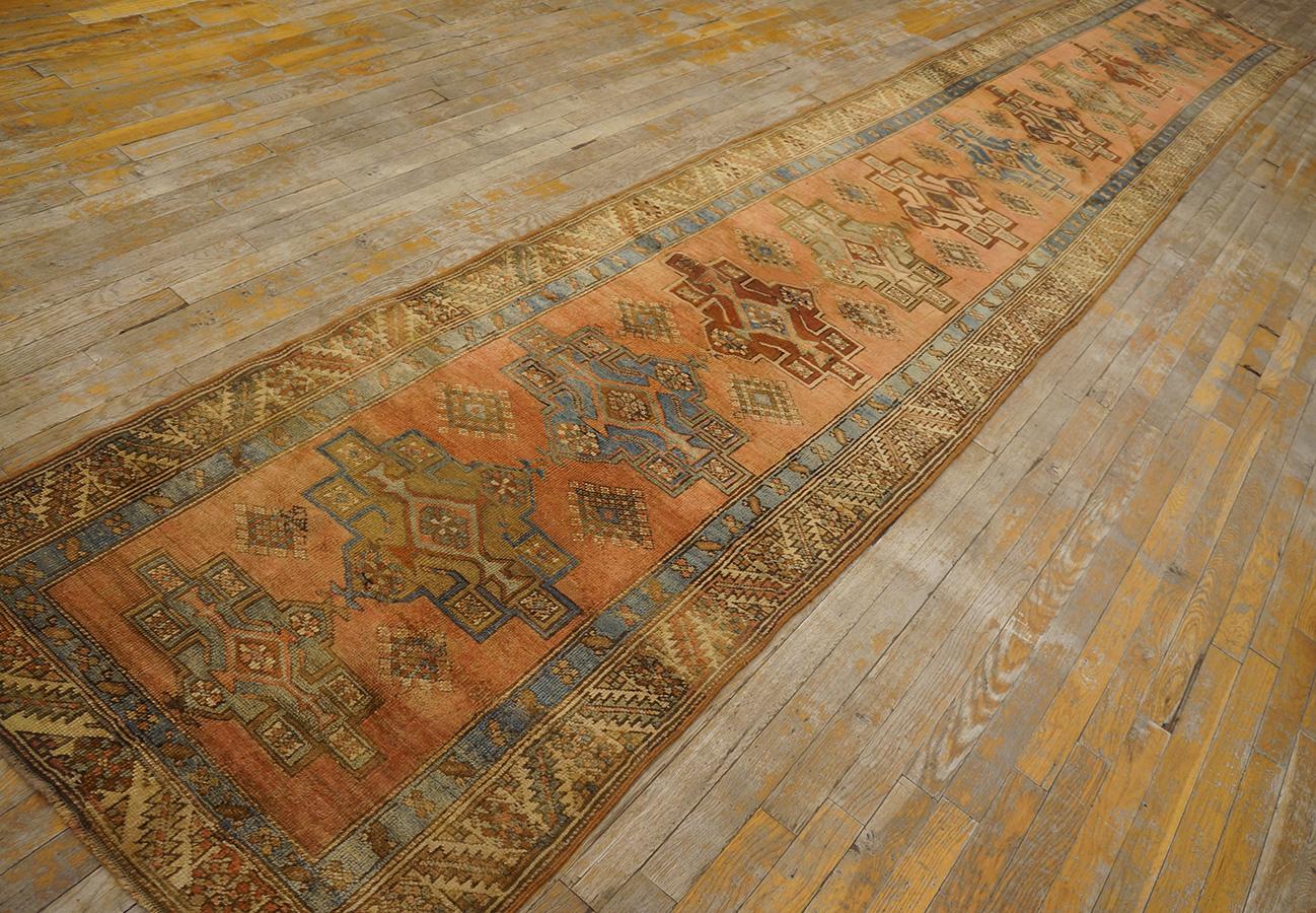 Hand-Knotted Early 20th Century N.W. Persian Karajeh Carpet ( 2'10'' x 17'10'' - 85 x 545 ) For Sale