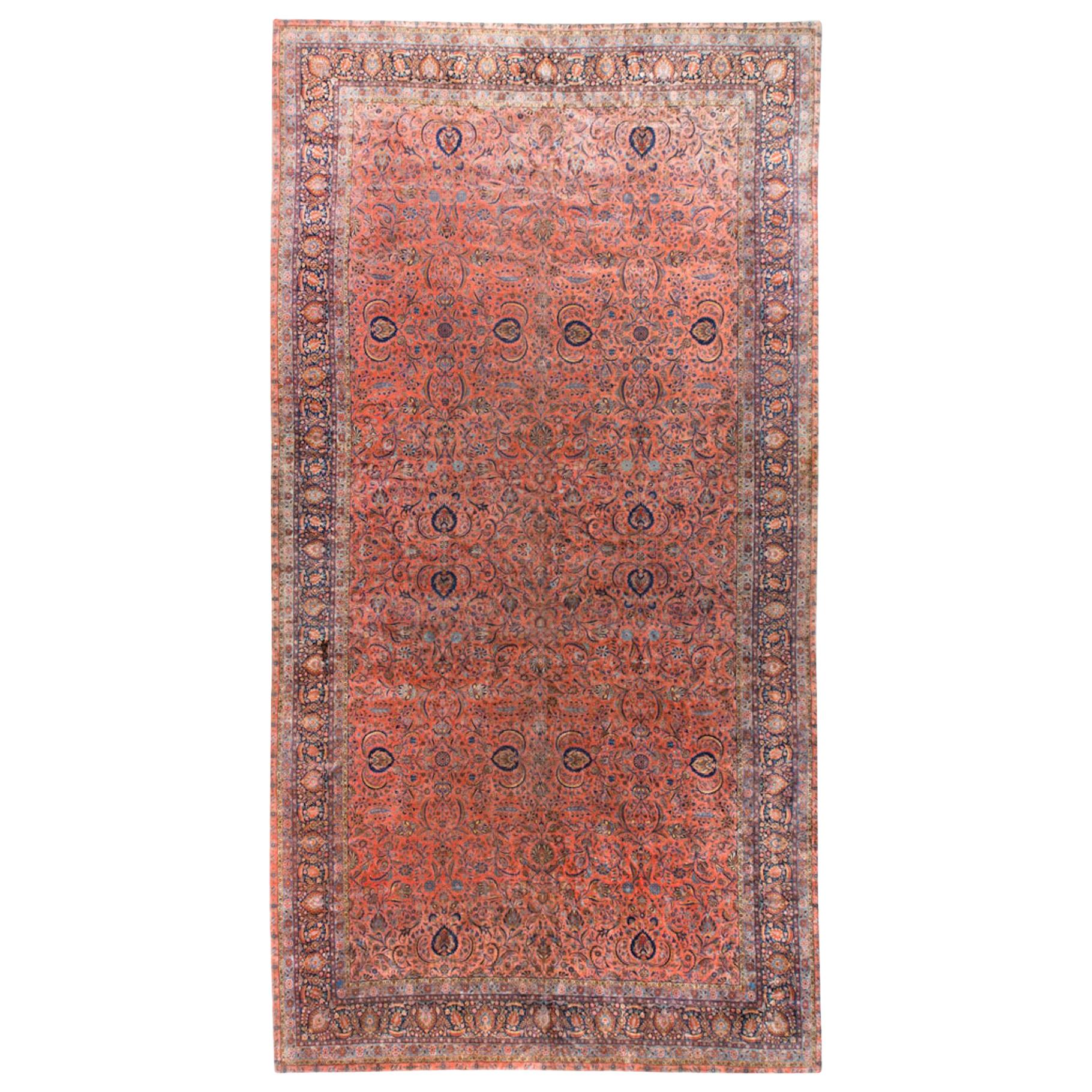 Antiker persischer Kashan-Teppich, um 1900  13'5"" x 25'0" groß. im Angebot