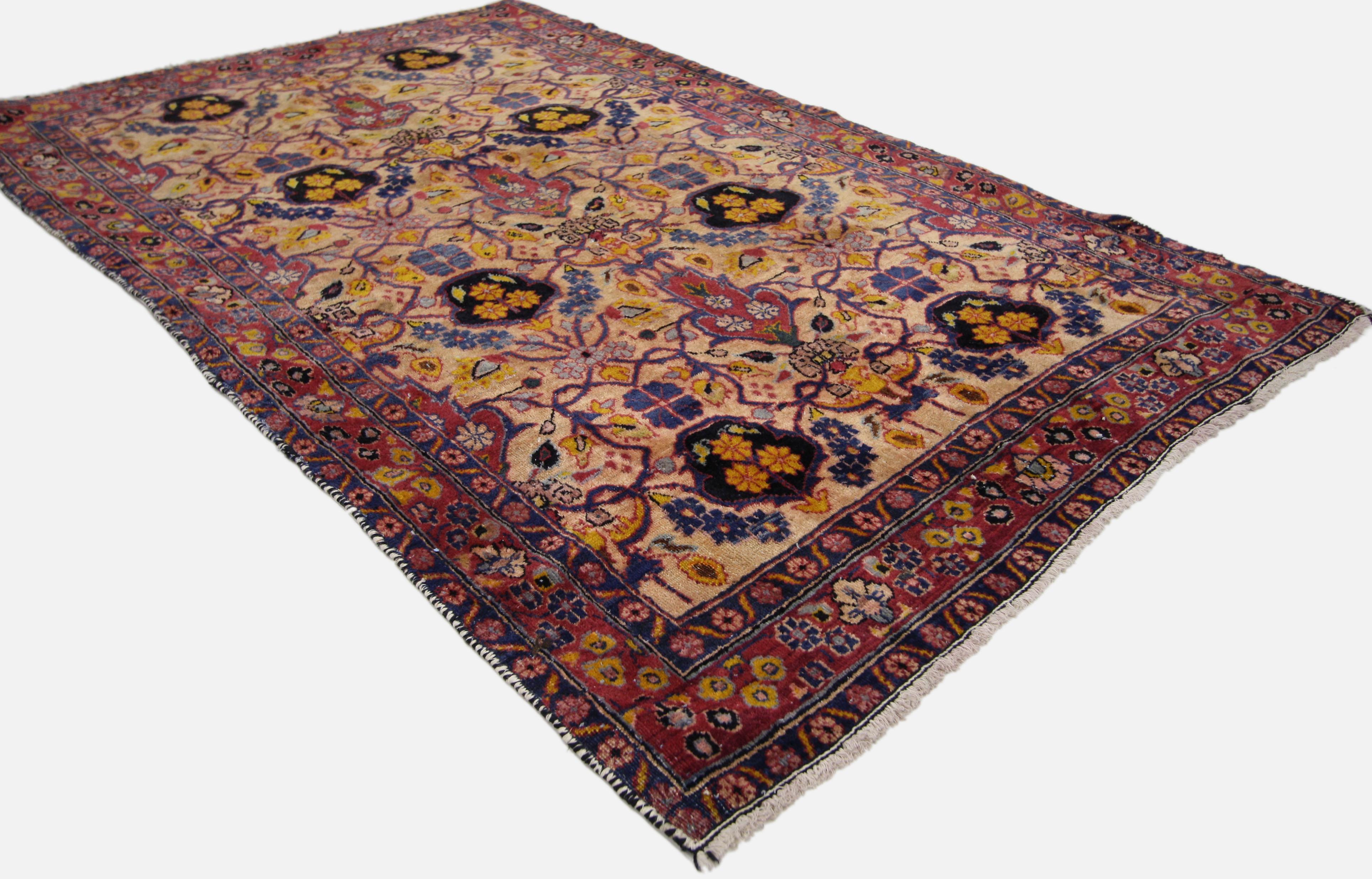 Antique Persian Kashan Accent Rug, Foyer or Entry Rug In Good Condition In Dallas, TX