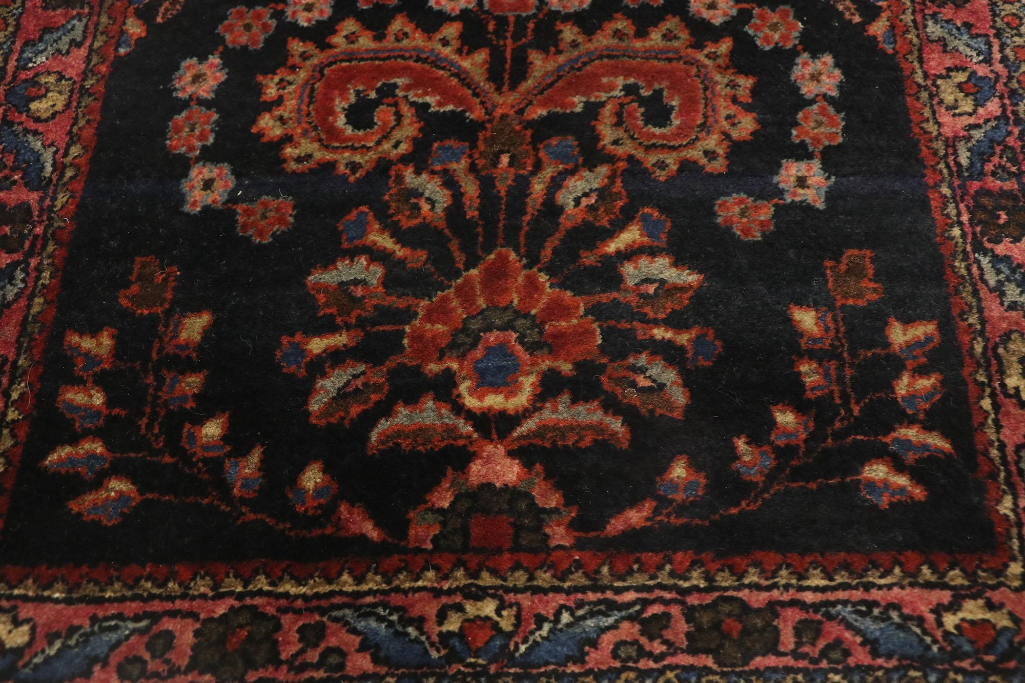 Kashan Antique Persian Mohajeran Sarouk Rug with Old World Victorian Style For Sale