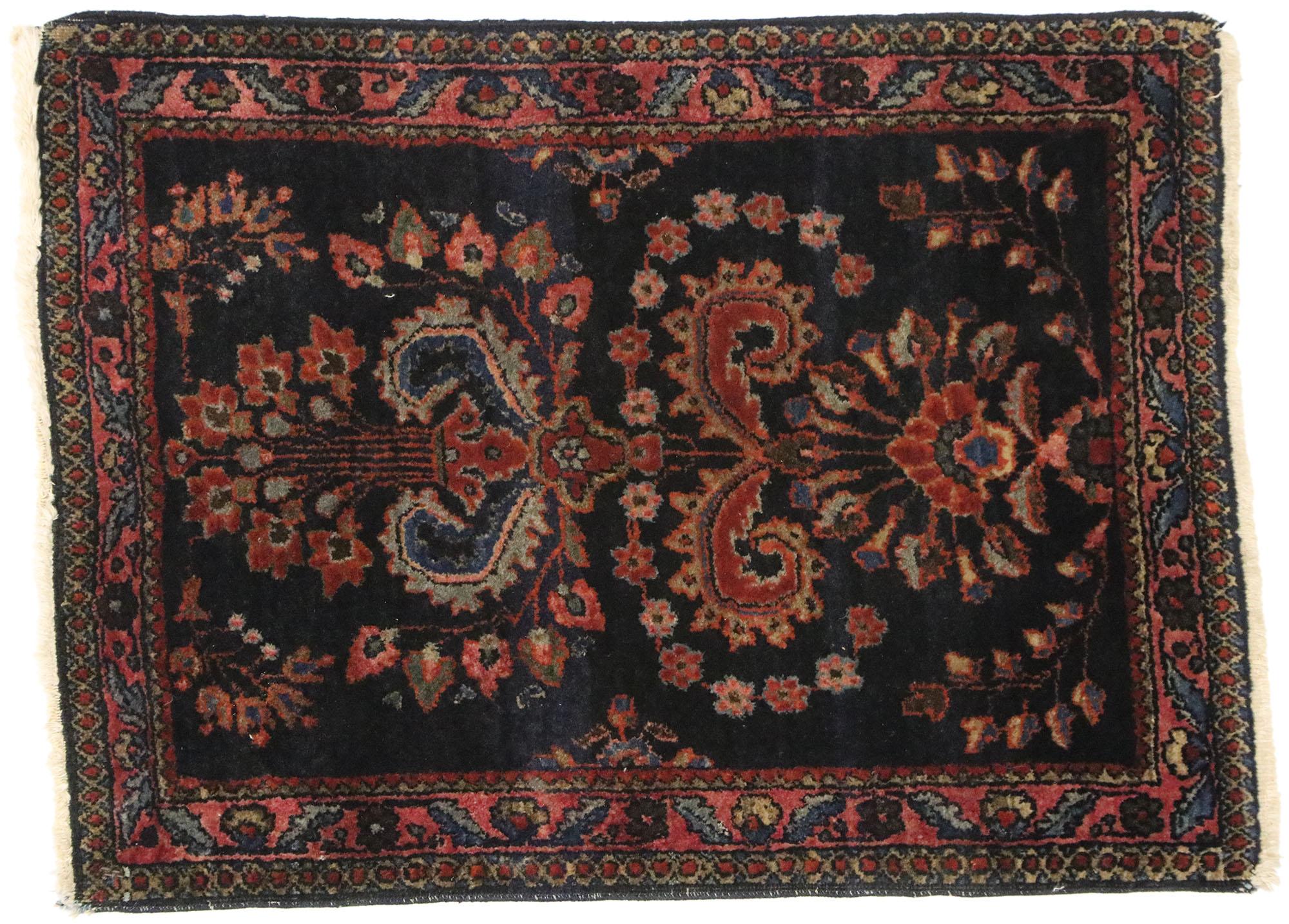 Antique Persian Mohajeran Sarouk Rug with Old World Victorian Style For Sale 1