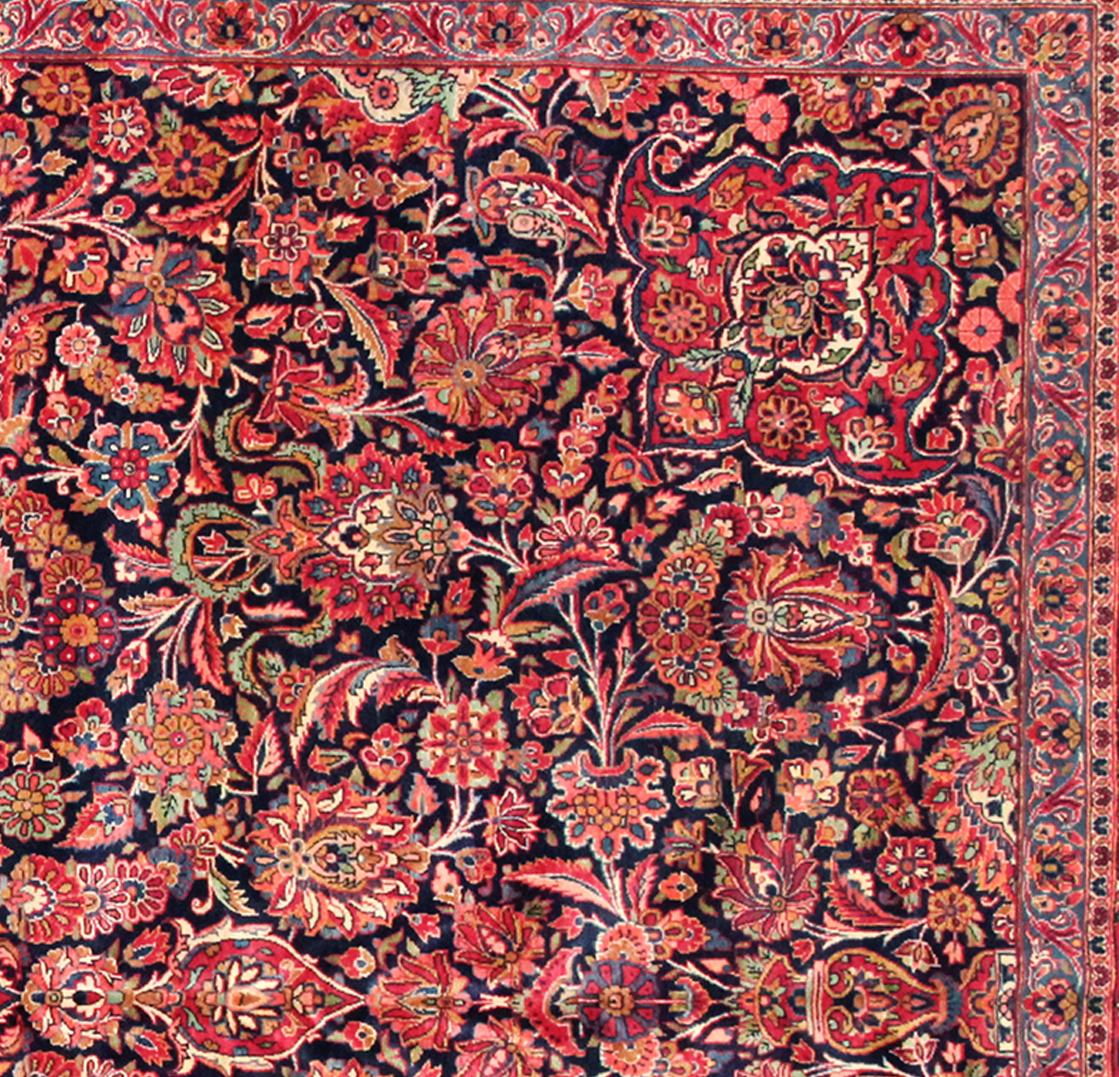 Antique Persian Kashan Dabir Oriental Carpet, with Medallion & Soft Colors For Sale 2