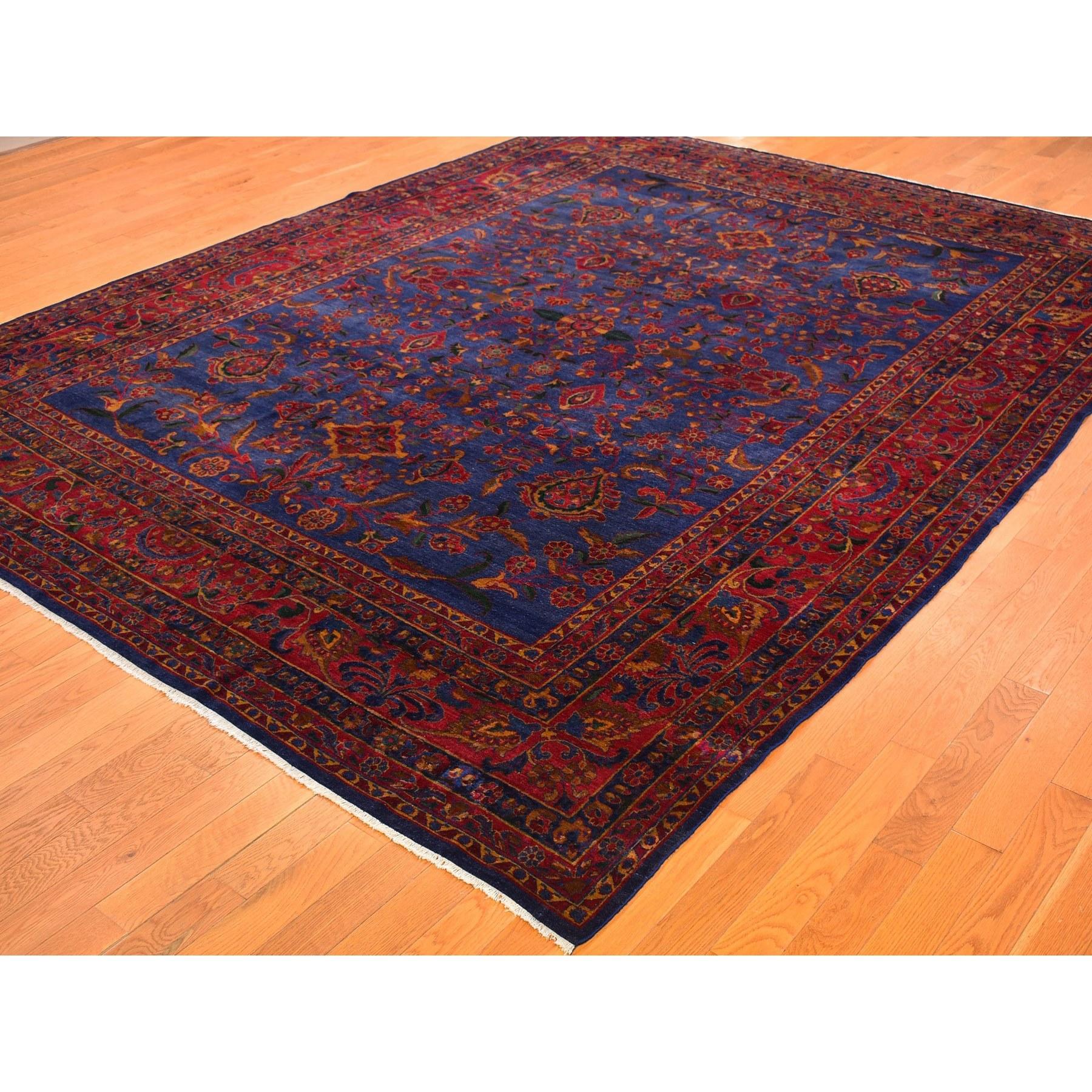 Early 20th Century Antique Persian Kashan Good Condition Slight Wear Pure Wool Hand Knotted Rug For Sale