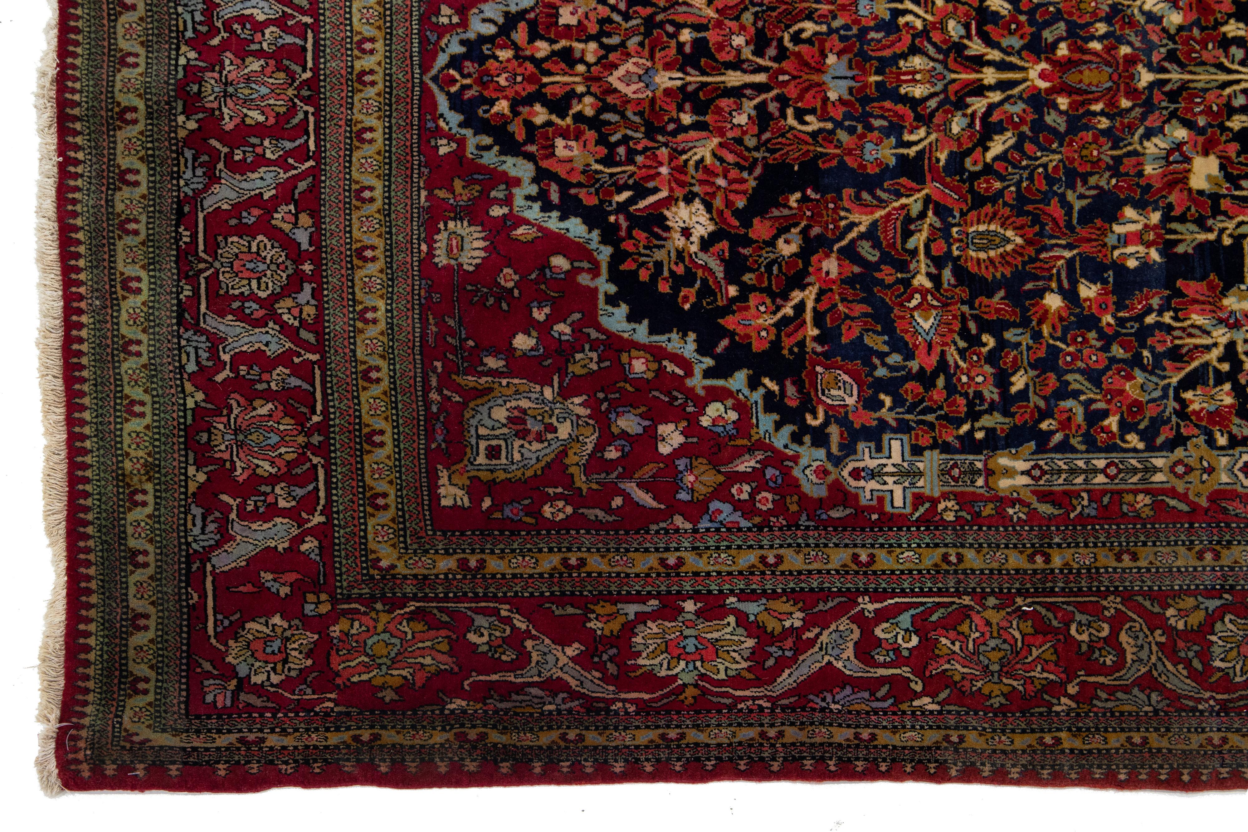Laine Tapis persan Kashan ancien entièrement conçu à la main en bleu et rouge en vente