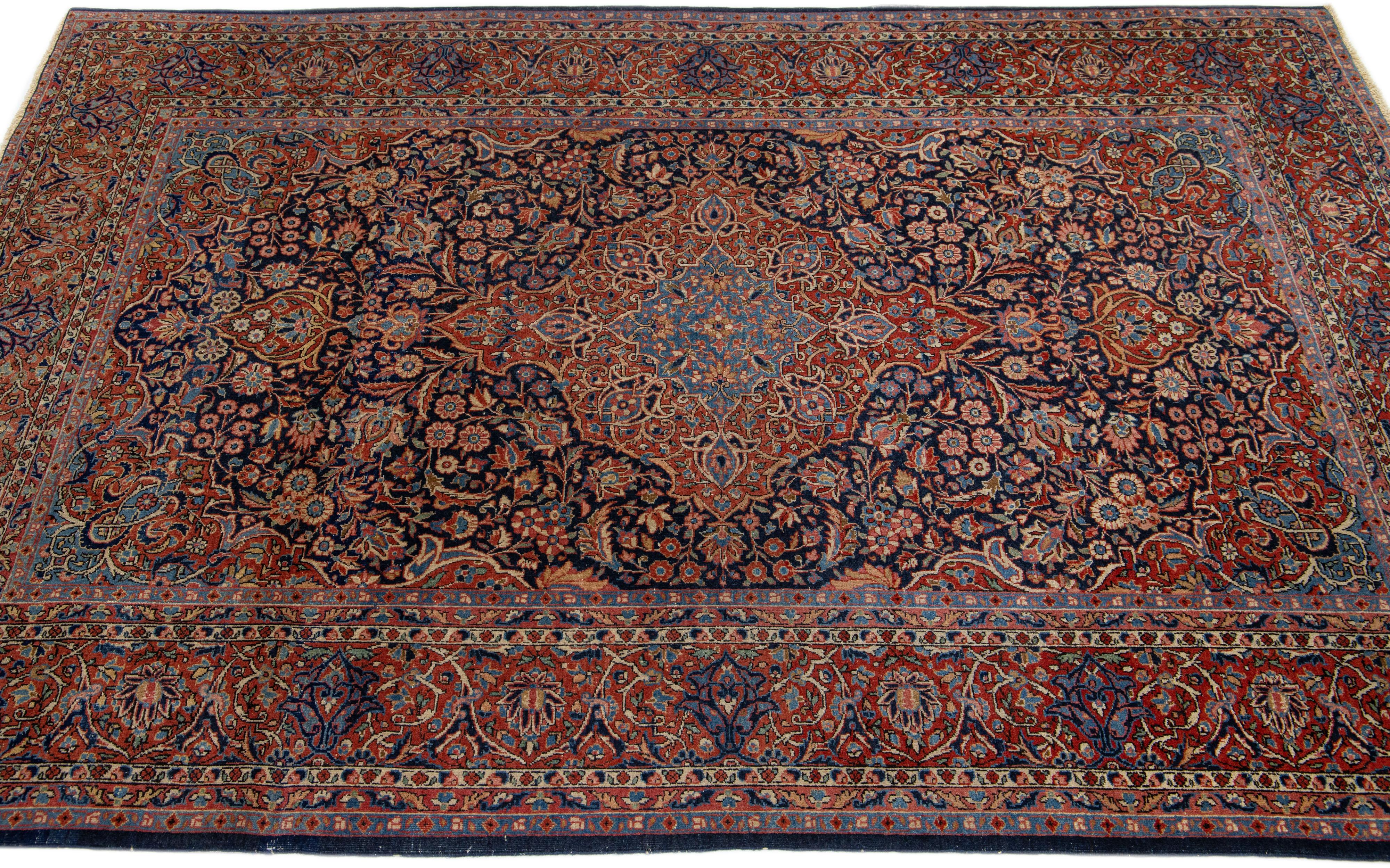 Antique Persian Kashan Handmade Medallion Blue and Red Scatter Wool Rug In Good Condition For Sale In Norwalk, CT