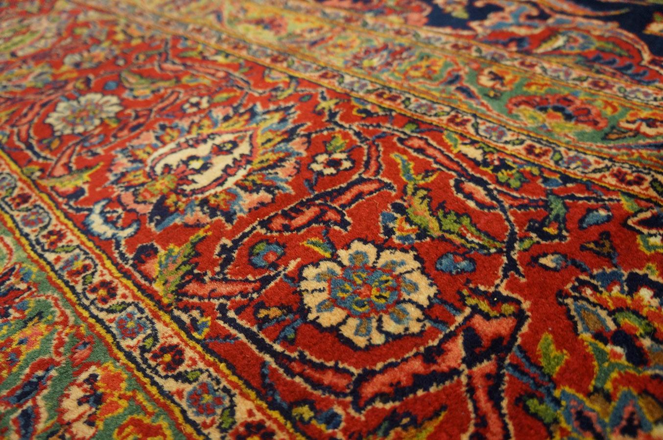 1930s Persian Kashan Carpet ( 10' 4'' x 14' - 315 x 425 cm ) For Sale 5