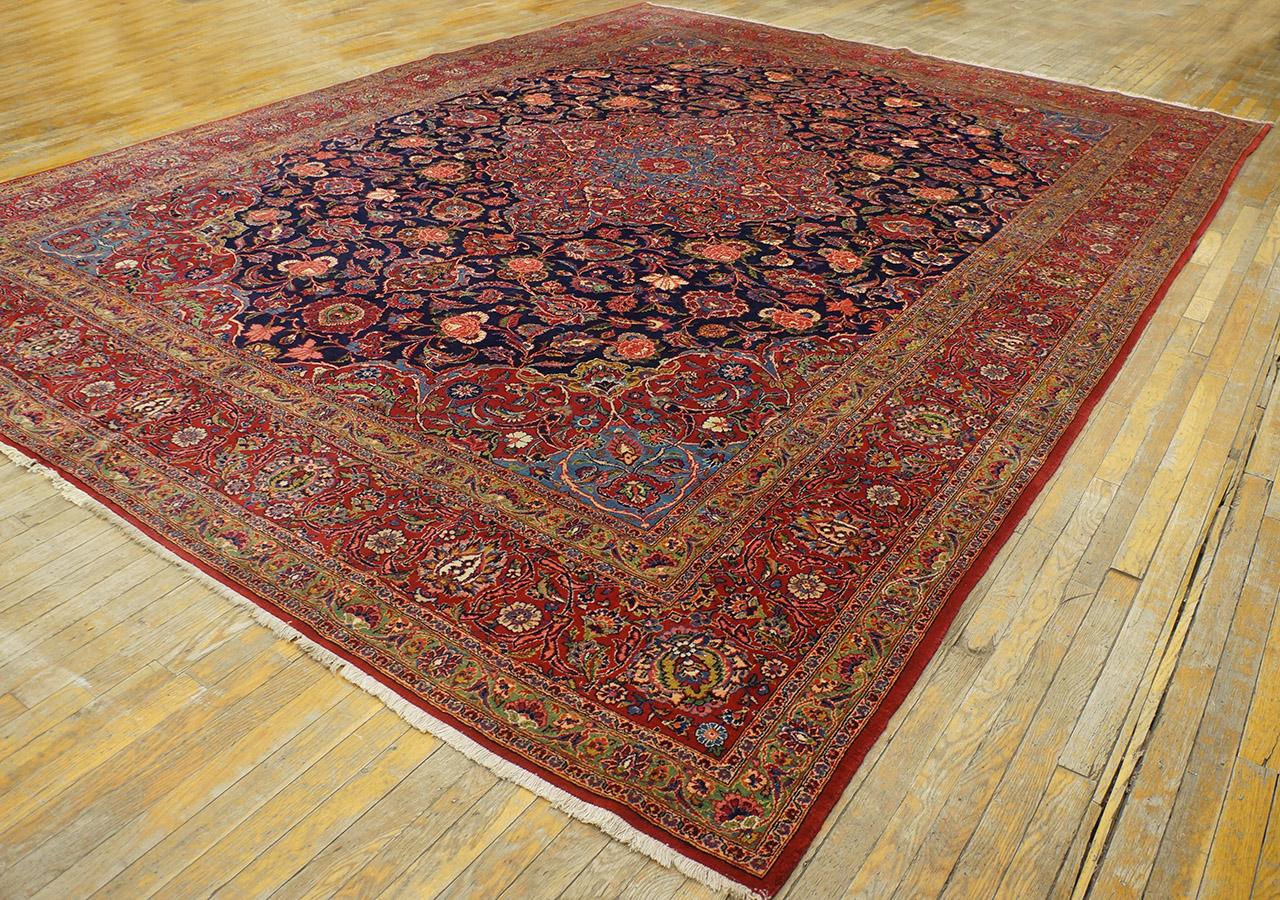 Hand-Knotted 1930s Persian Kashan Carpet ( 10' 4'' x 14' - 315 x 425 cm ) For Sale