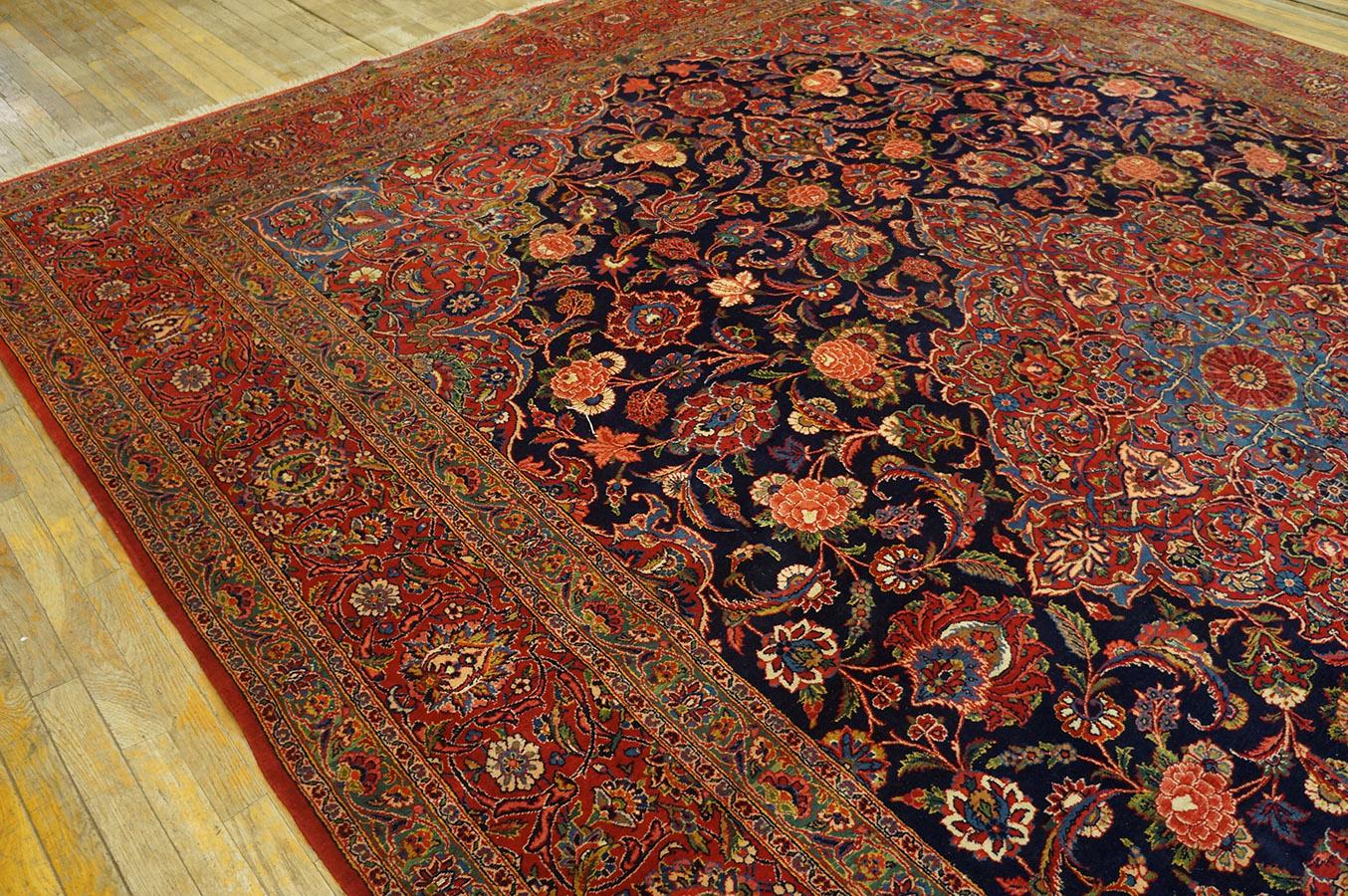 1930s Persian Kashan Carpet ( 10' 4'' x 14' - 315 x 425 cm ) For Sale 3