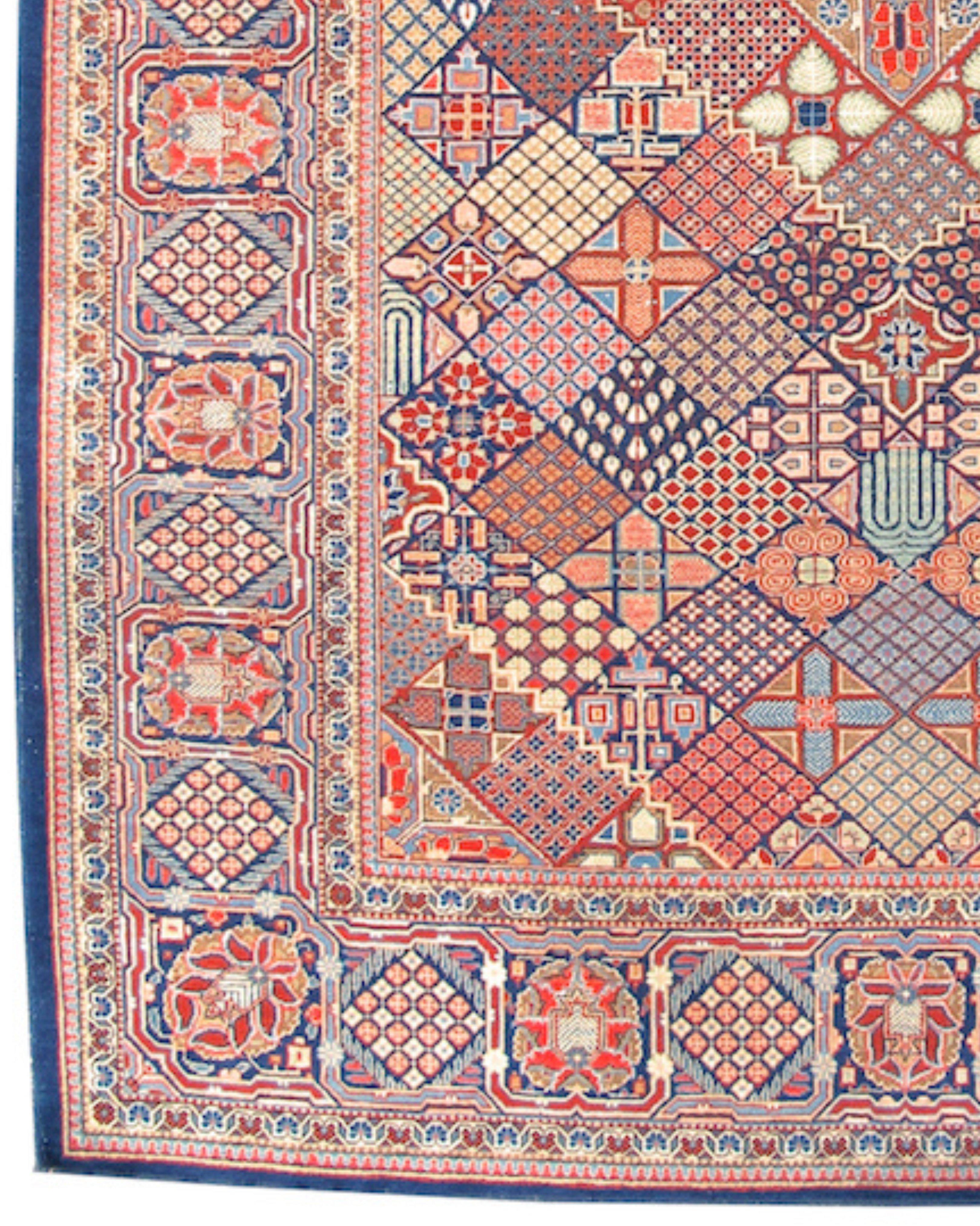 Antique Persian Kashan Rug, 20th Century For Sale 2