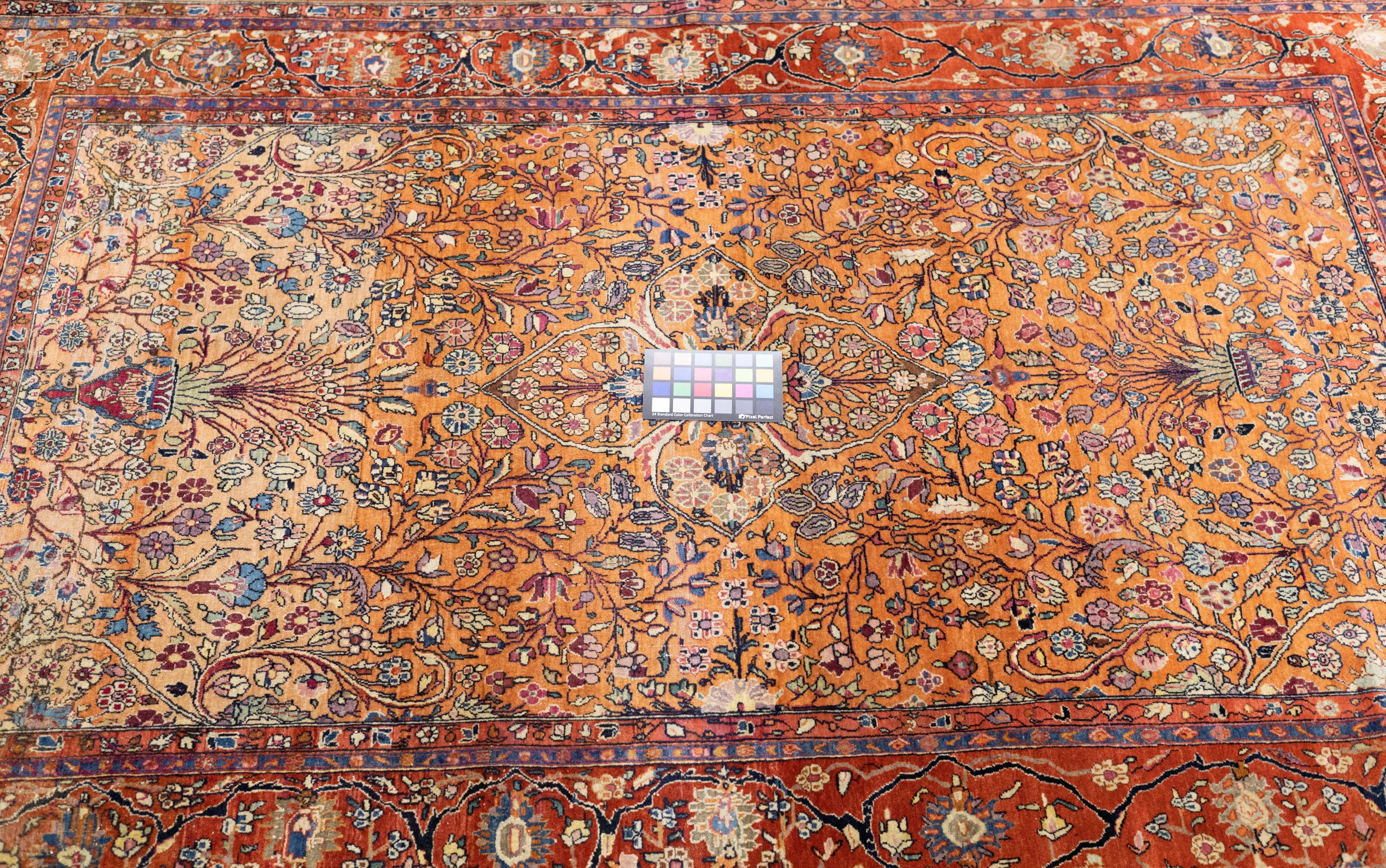 Antiker persischer Kashan-Teppich 4'6'' x 6'9'' (20. Jahrhundert) im Angebot