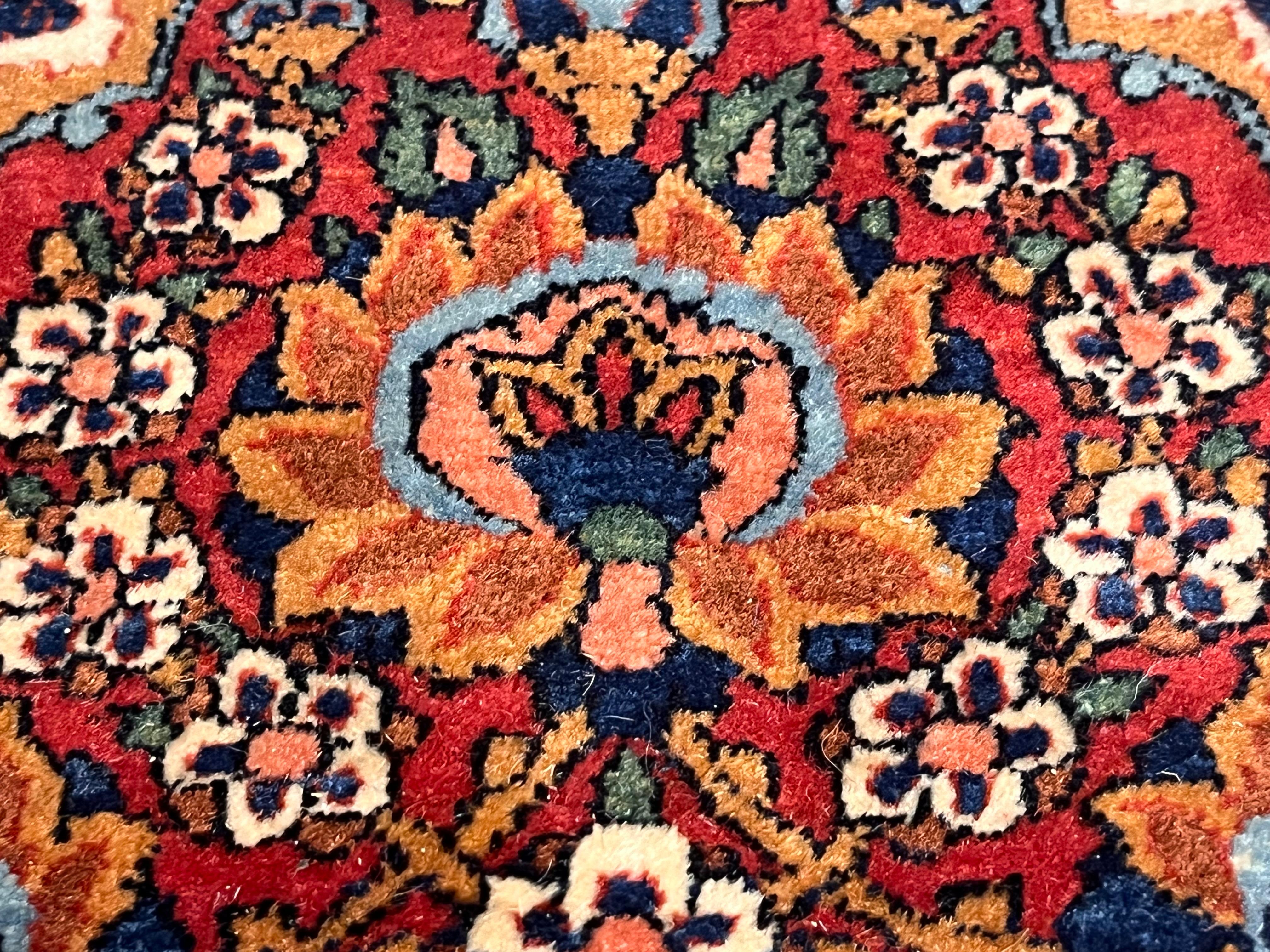 Antiker persischer Kashan Teppich 5'0