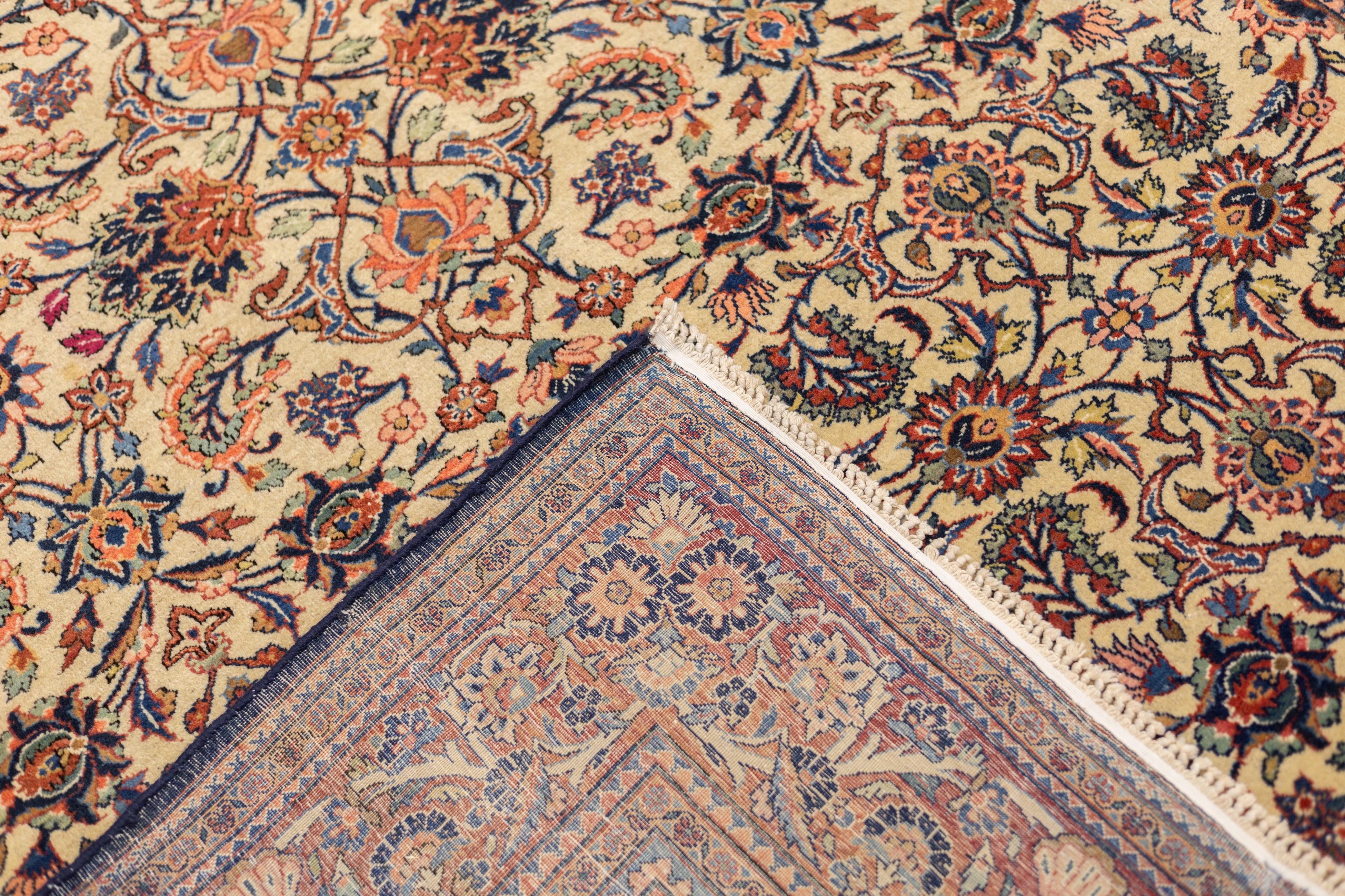 Antiker persischer Kashan-Teppich 6'9