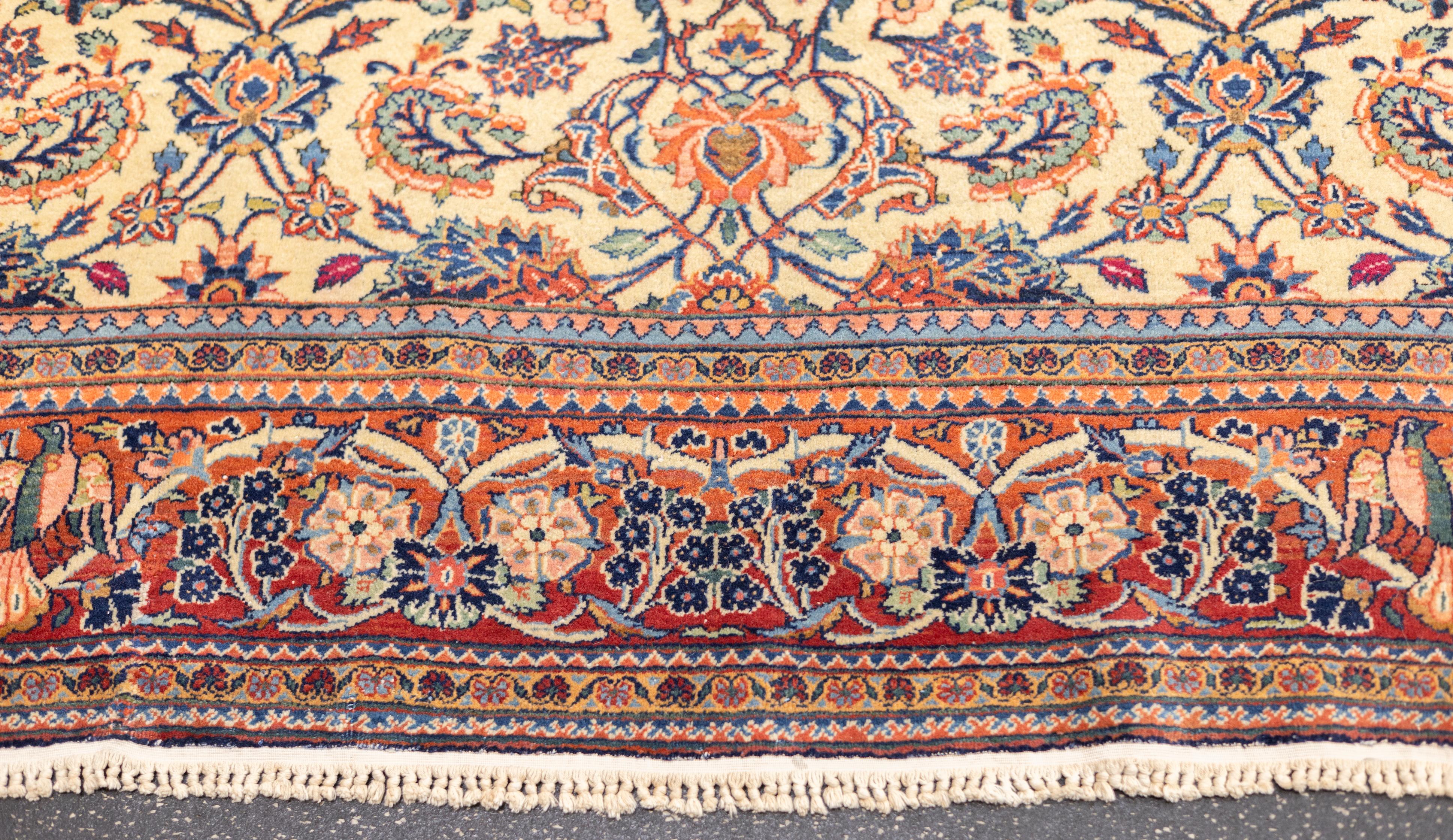Antiker persischer Kashan-Teppich 6'9