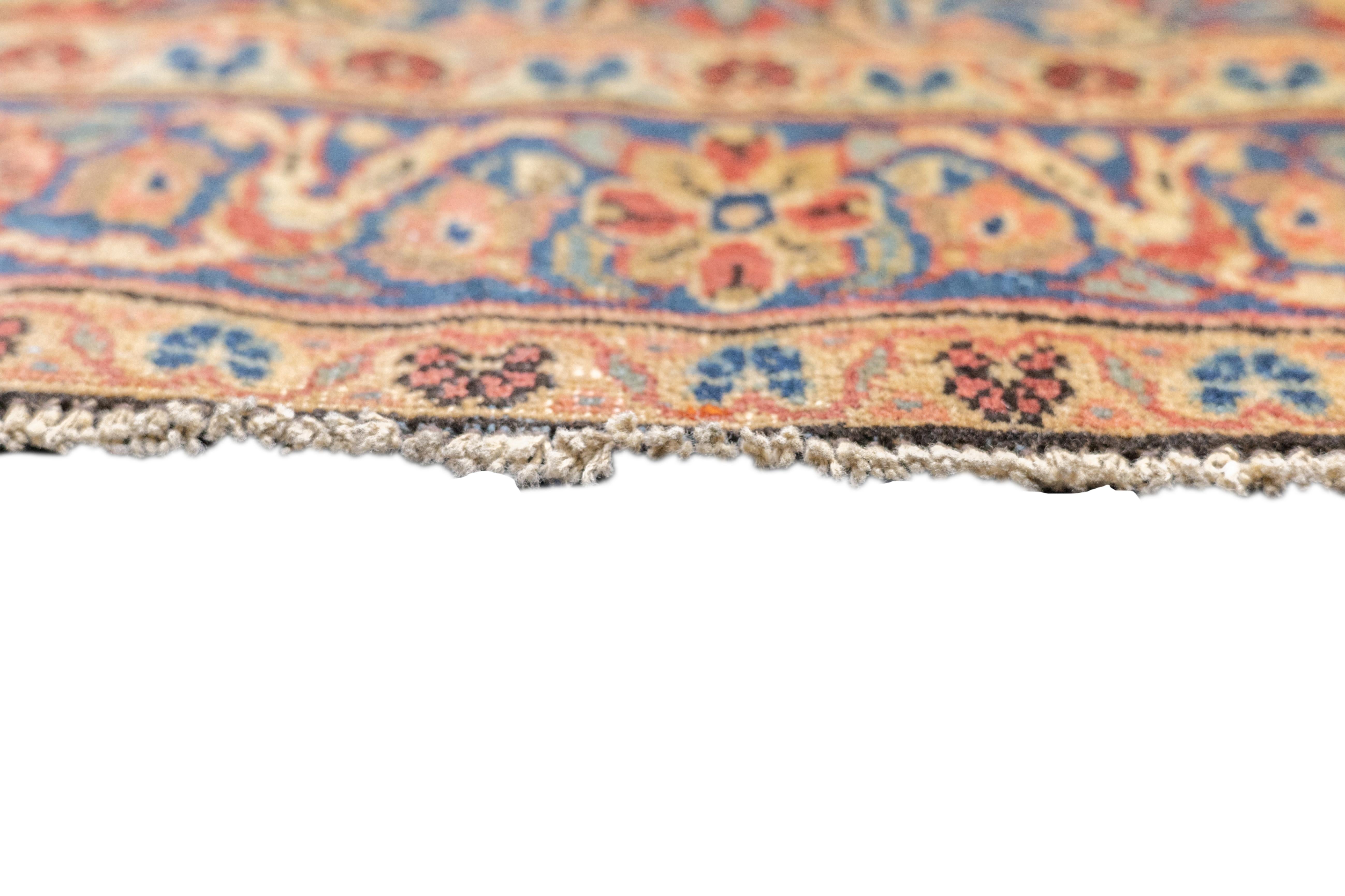 Antiker persischer Kashan-Teppich 8'8'' x 11'4'' im Zustand „Gut“ im Angebot in New York, NY