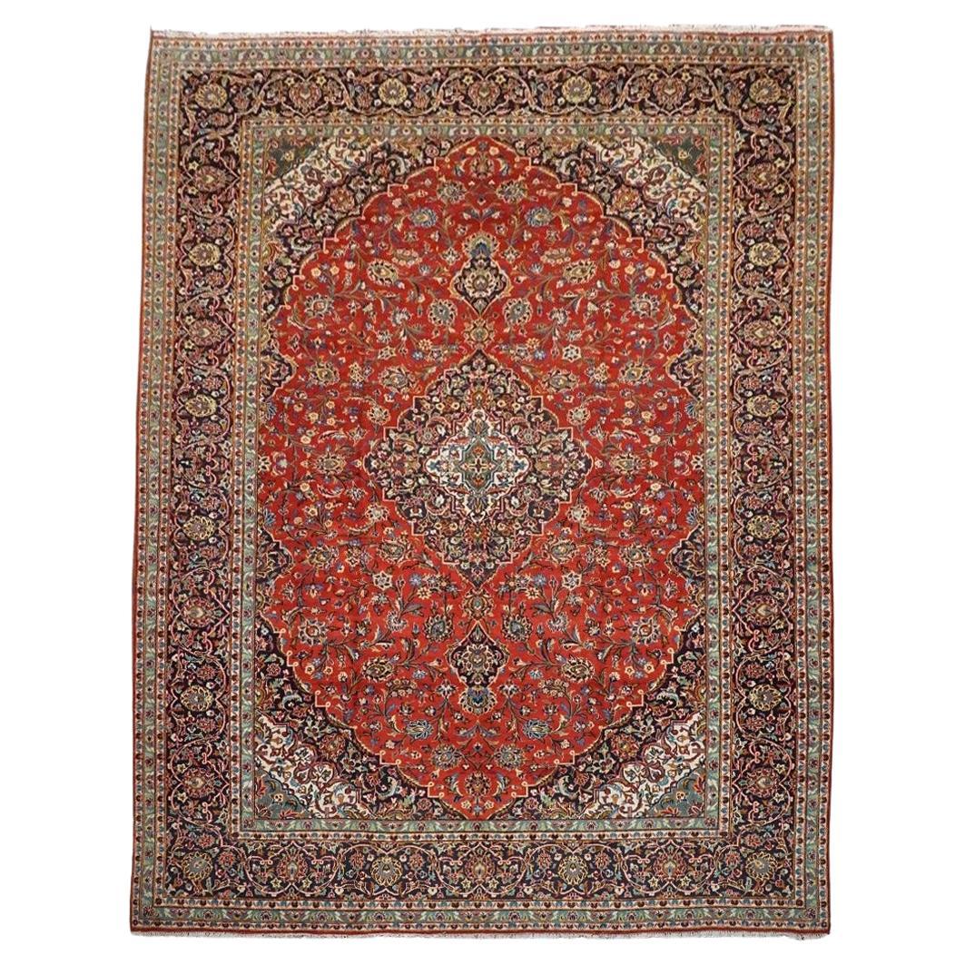 Antiker persischer Kashan-Teppich, um 1940 im Angebot