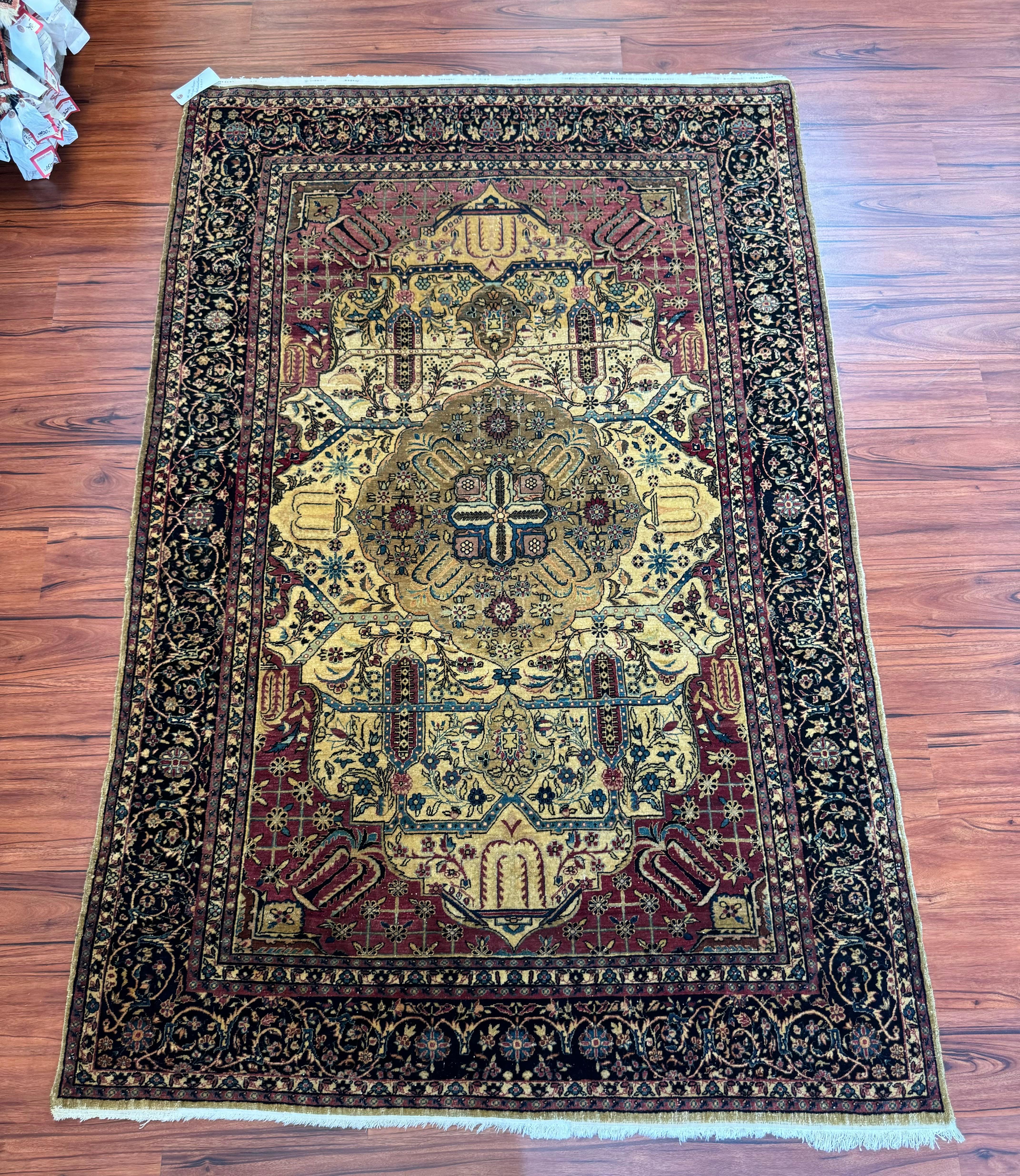 Antique Persian Kashan Rug For Sale 4