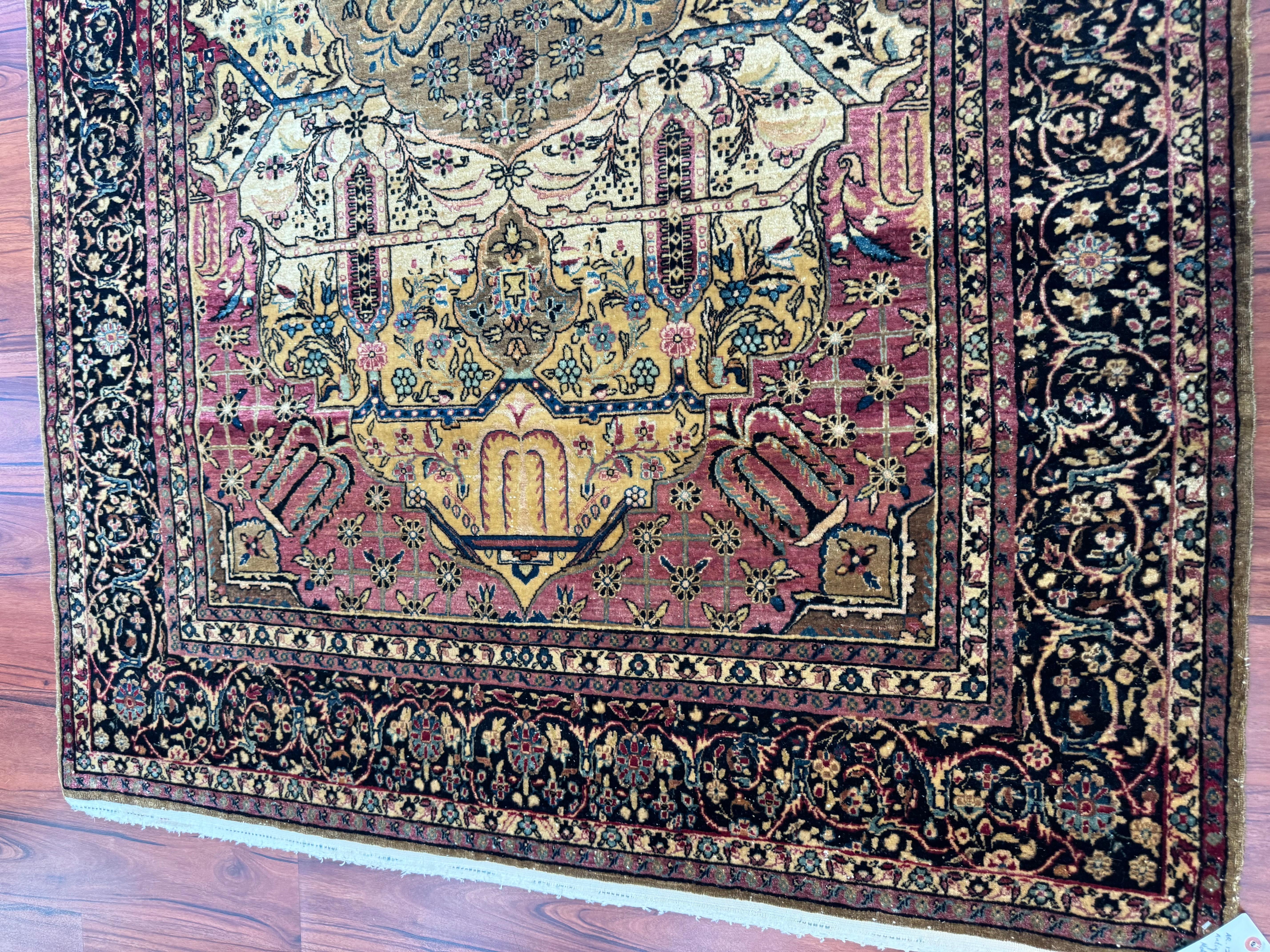 Antique Persian Kashan Rug For Sale 11