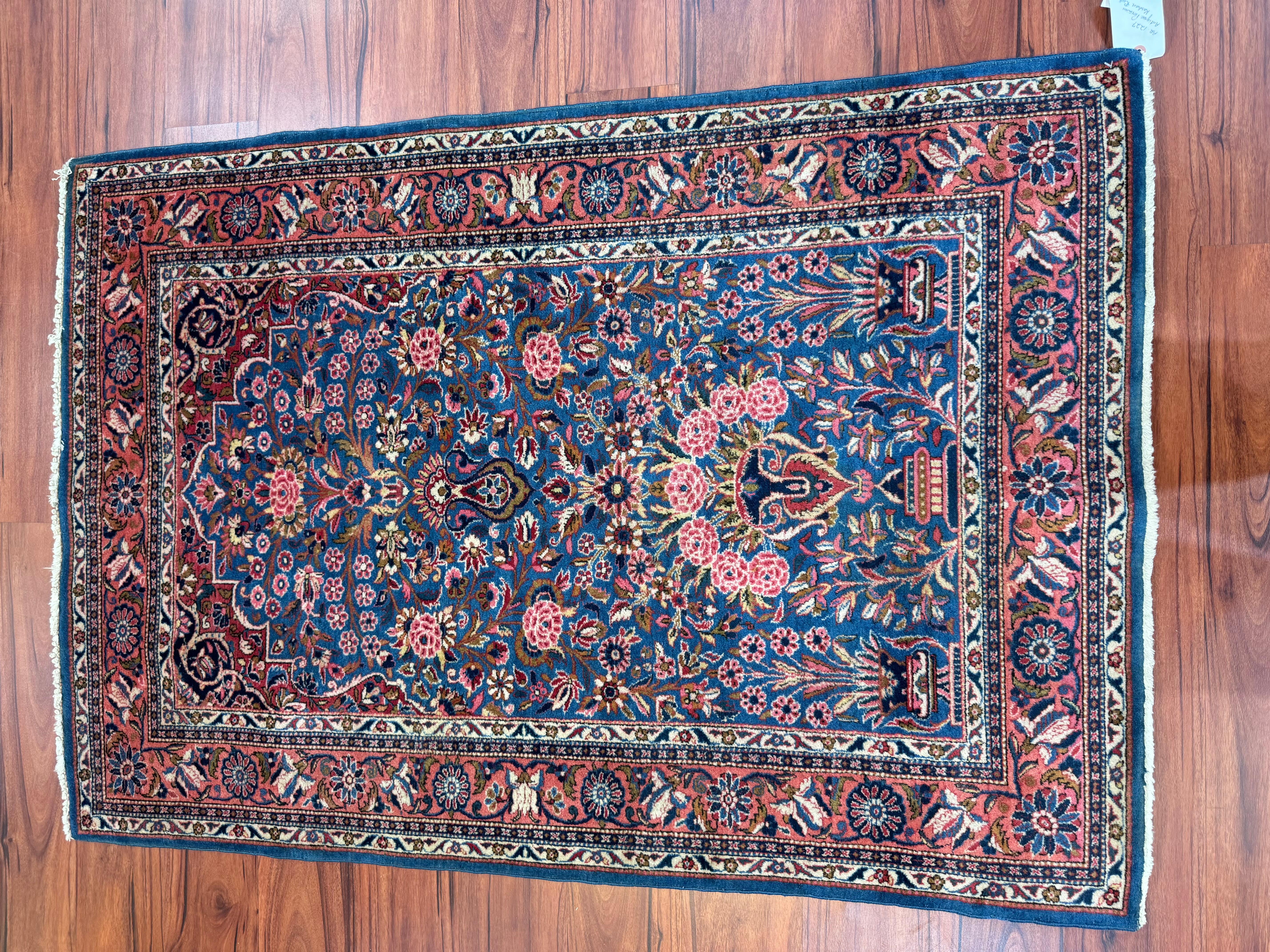 Antique Persian Kashan Rug  For Sale 2