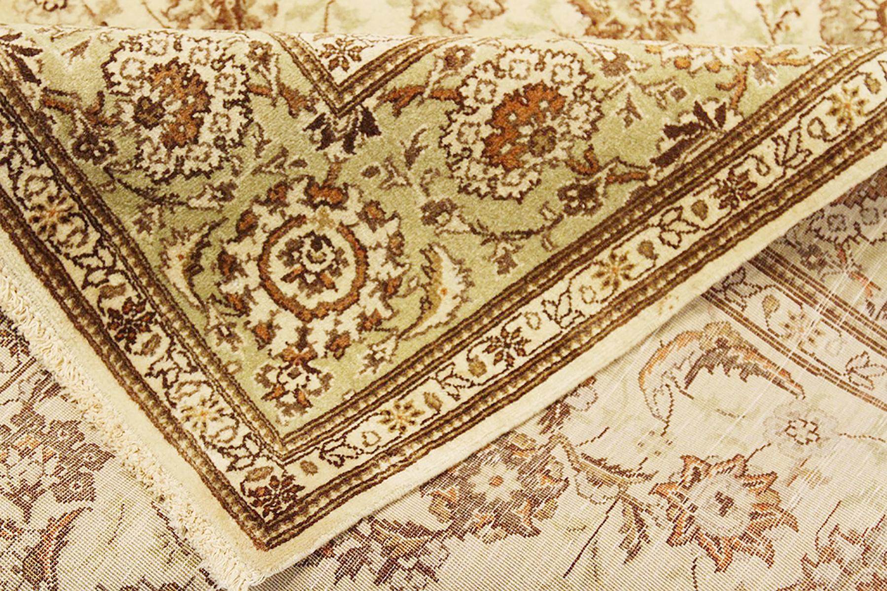 Hand-Woven Antique Persian Kashan Rug with Brown and White Floral Details Over Ivory Field For Sale