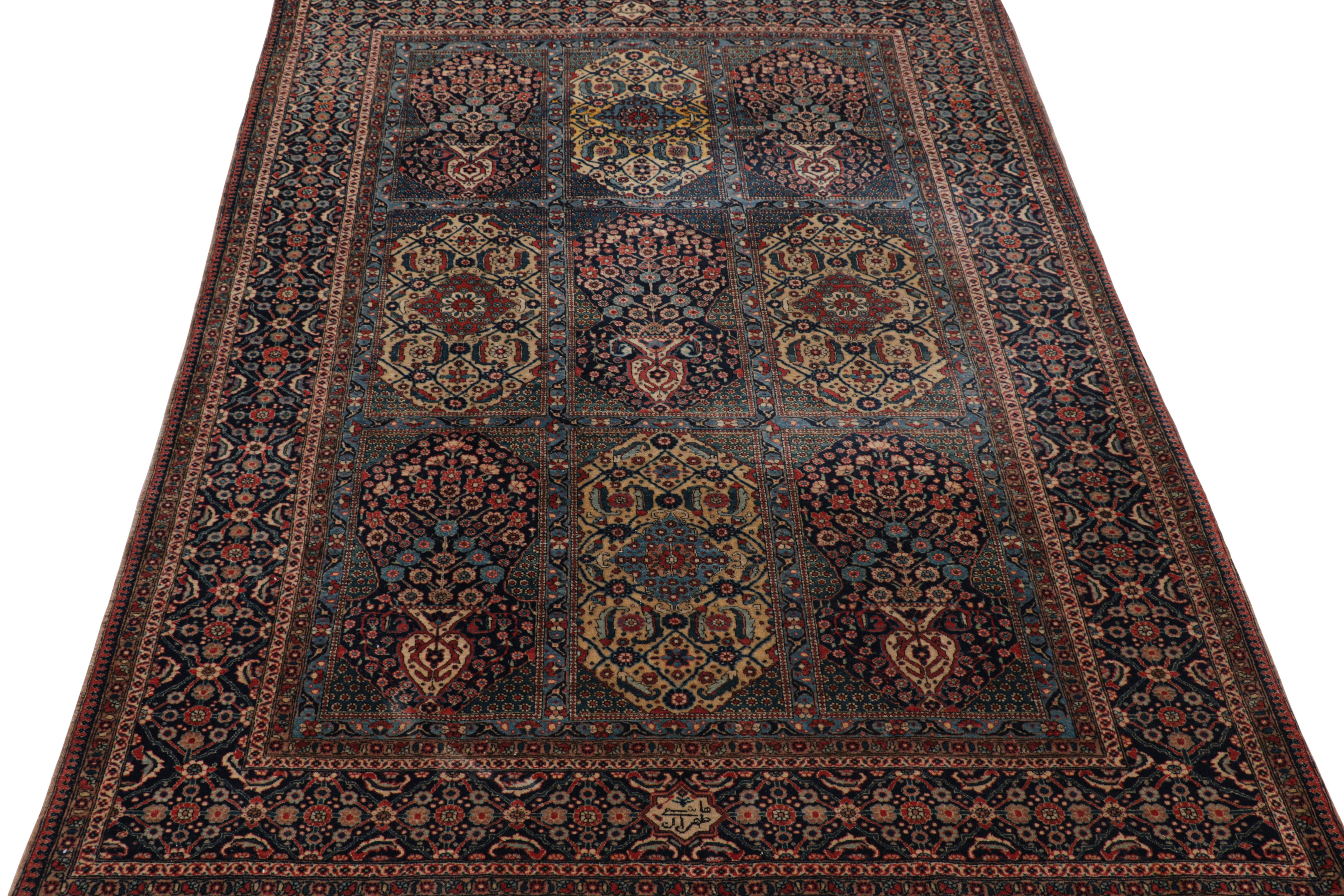 Antiker persischer Kashan-Teppich mit floralen und geometrischen Medaillons, von Rug & Kilim (Persisch) im Angebot