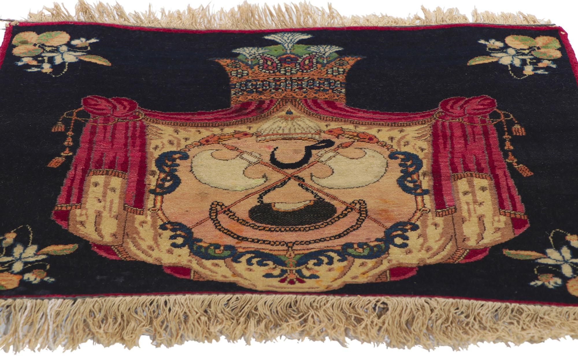 Antiker persischer Kerman-Teppich im traditionellen Stil (Kirman) im Angebot