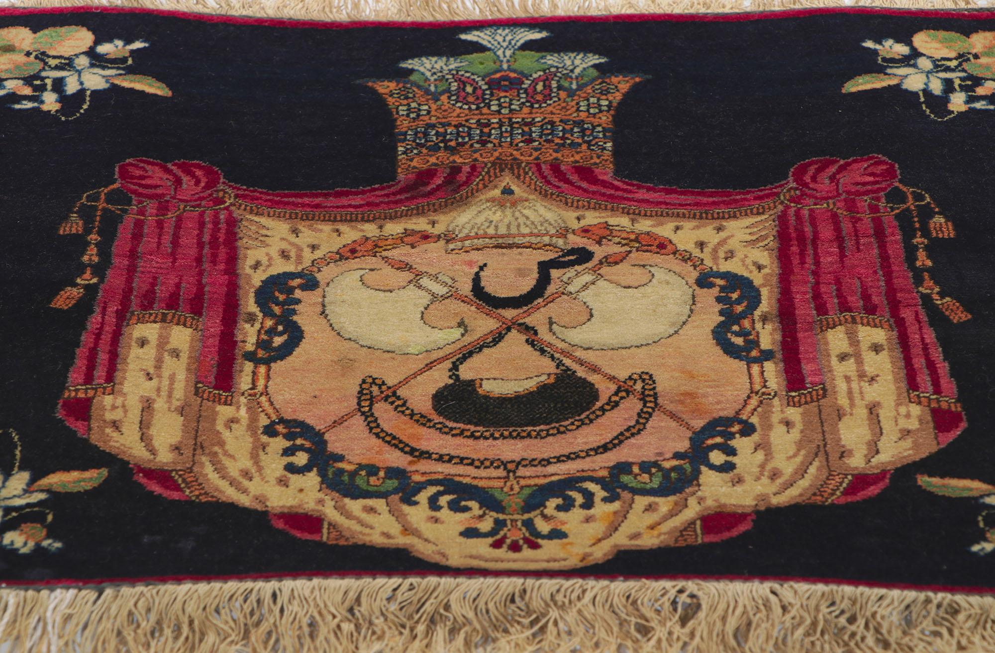 Antiker persischer Kerman-Teppich im traditionellen Stil (Persisch) im Angebot