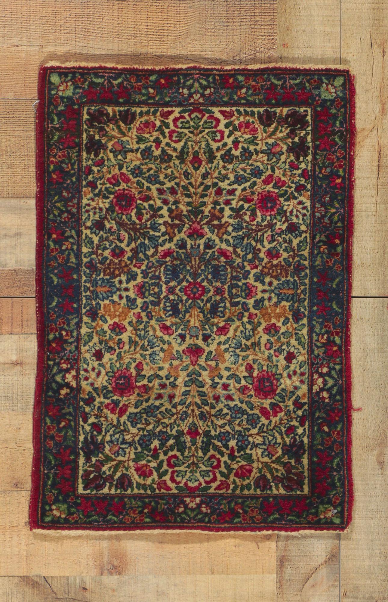 Antiker persischer Kerman-Teppich (Wolle) im Angebot