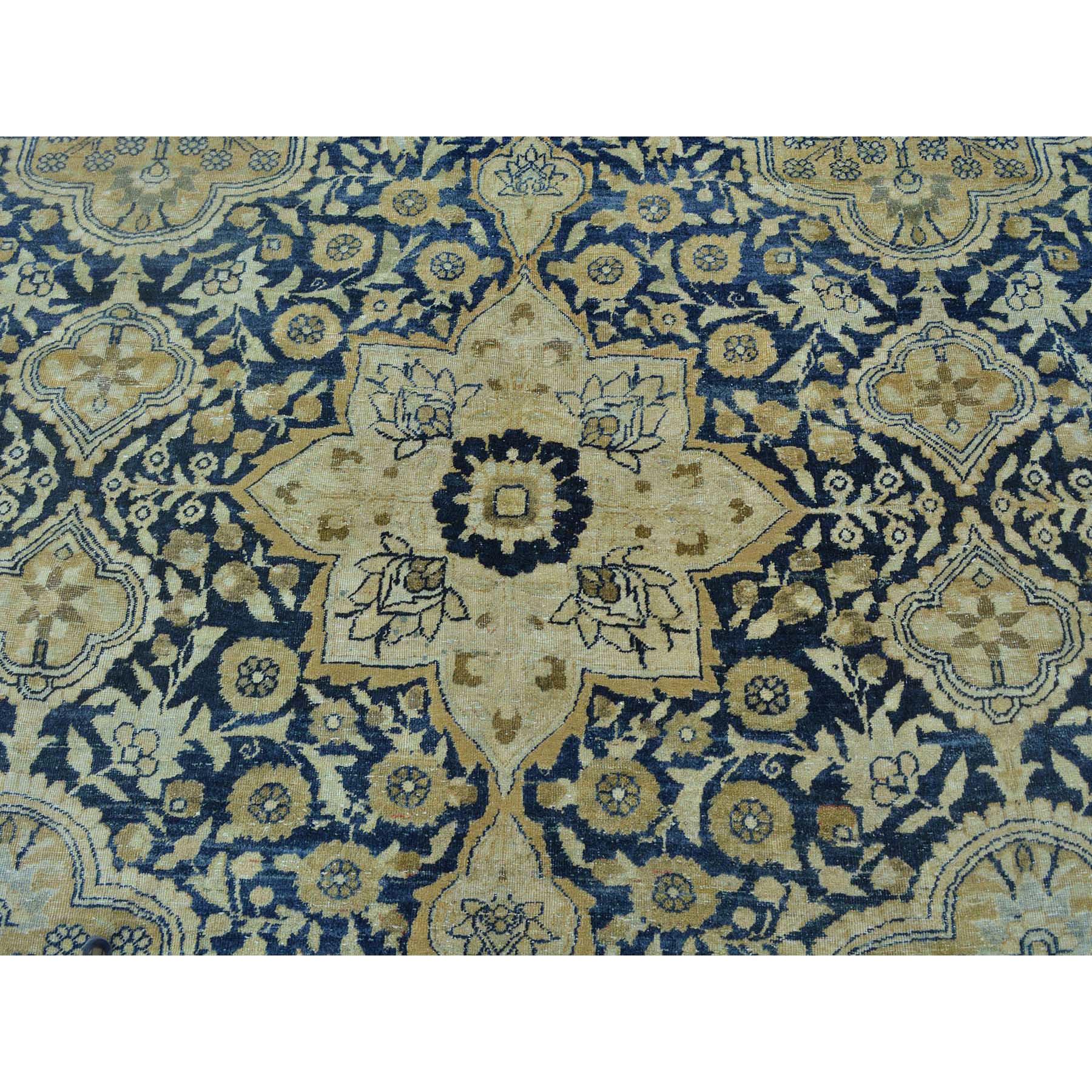 Hand-Woven Antique Persian Kerman Excellent Condition Hand Knotted Oriental Rug For Sale
