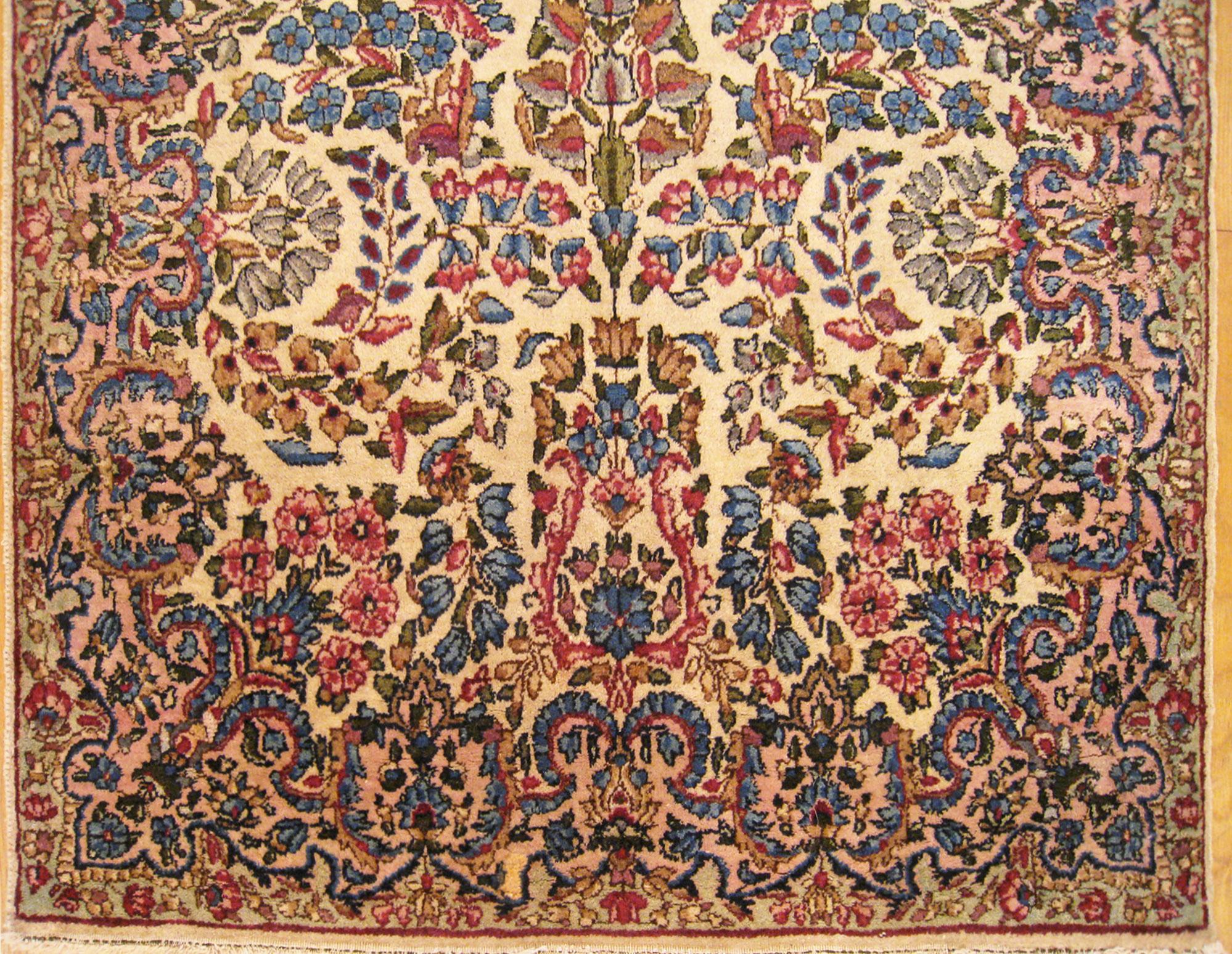 Antique Persian Kerman Oriental Rug, in Small Size, with Ivory Field and Flowers In Good Condition In New York, NY