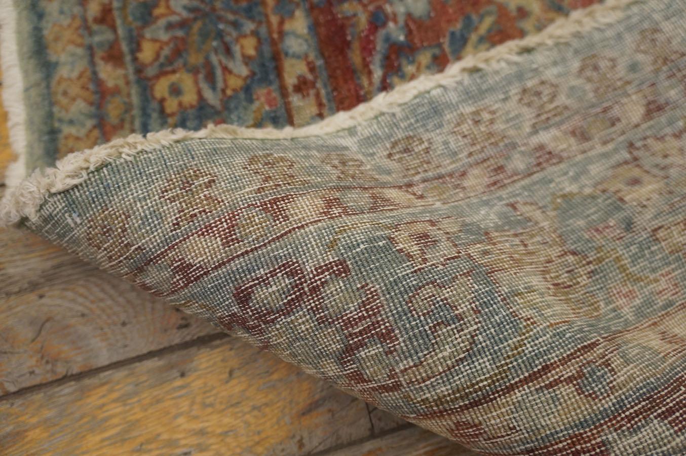 Tapis persan Kerman du début du XXe siècle (d'une longueur de 330 x 360 cm) en vente 5