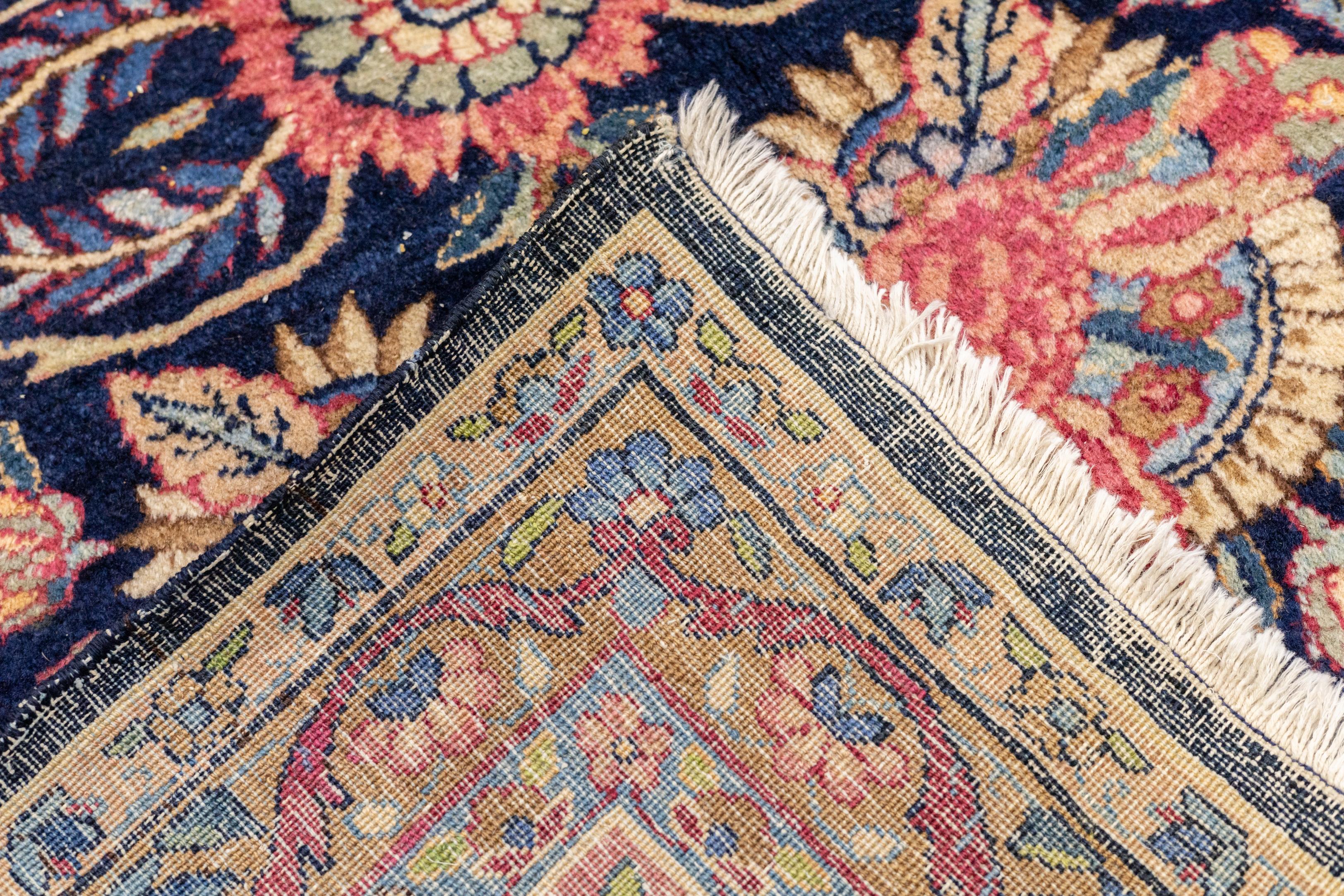 Tapis persan ancien Kerman 10'1'' x 14'3'' en vente 3