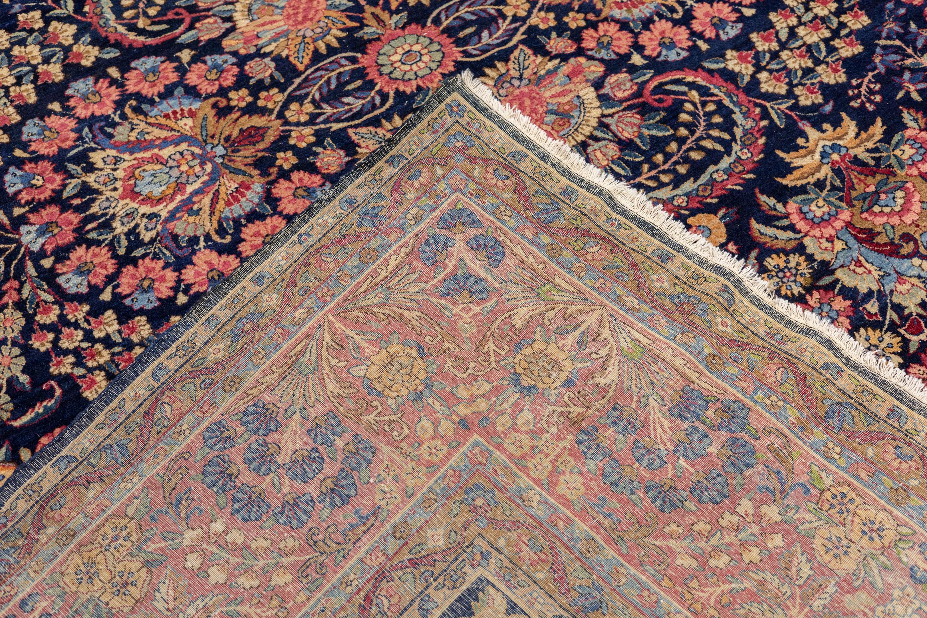 Tapis persan ancien Kerman 10'1'' x 14'3'' en vente 4