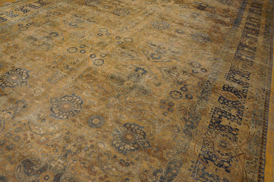 Early 20th Century Persian Kerman Carpet For Sale 3