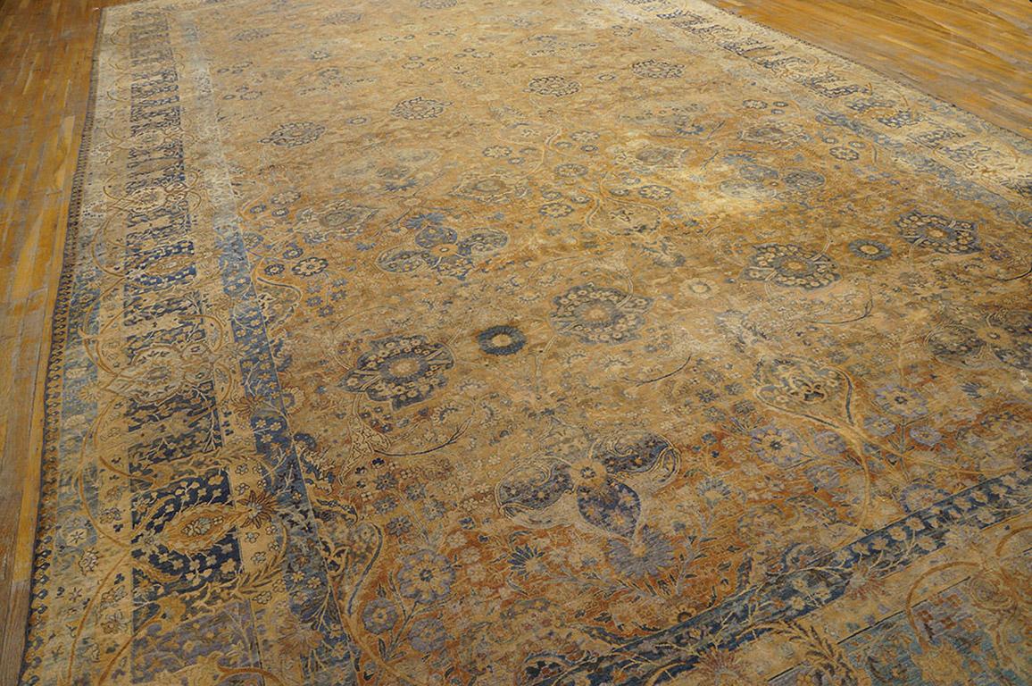 Hand-Knotted Early 20th Century Persian Kerman Carpet For Sale