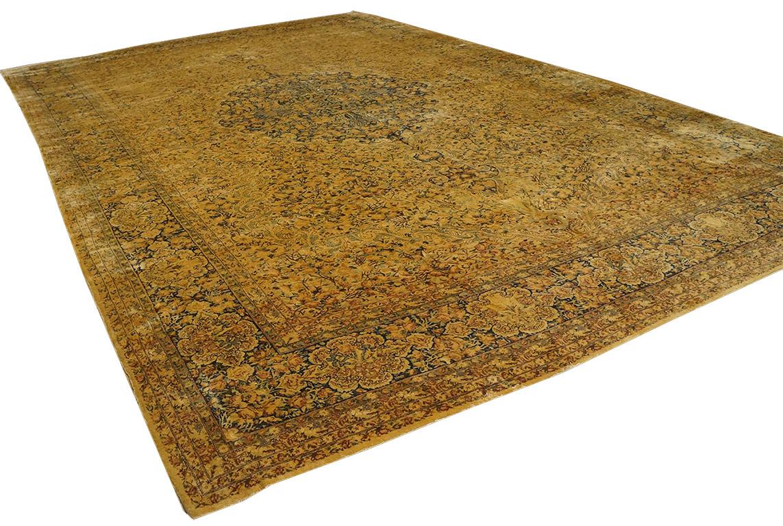 Antique Persian Kerman rug, size: 11'9