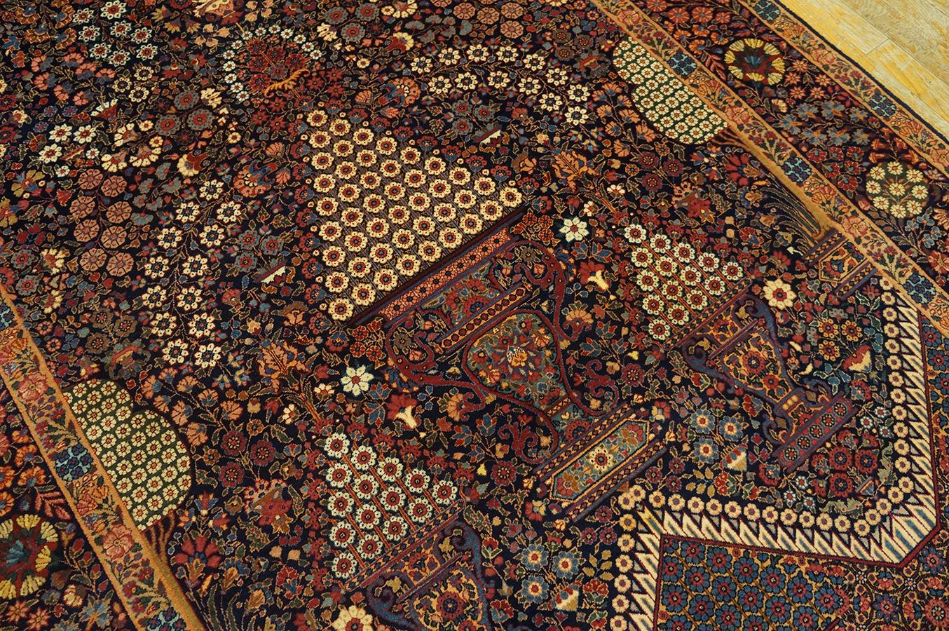 Early 20th Century Persian Kerman Carpet ( 4'10'' x 8'4'' - 147 x 254 )  For Sale 10