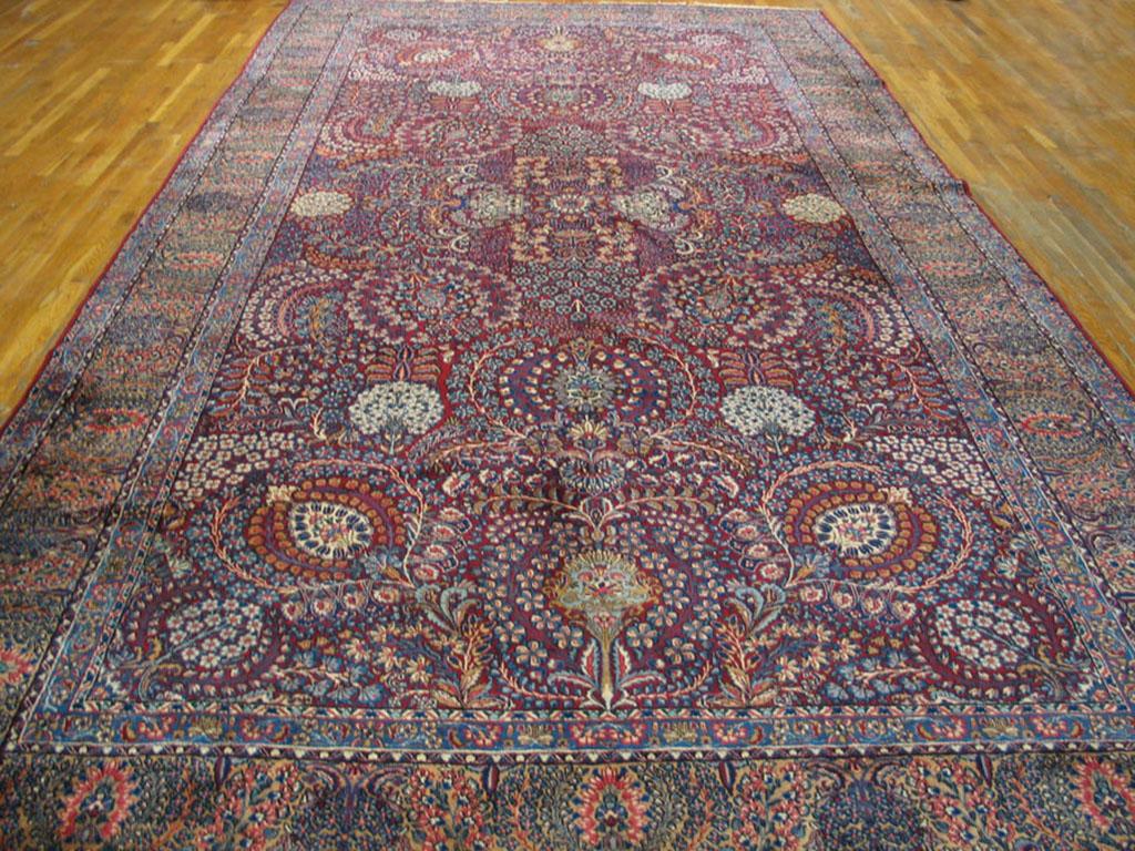Hand-Knotted Early 20th Century S.E. Persian Kirman Carpet ( 8'10
