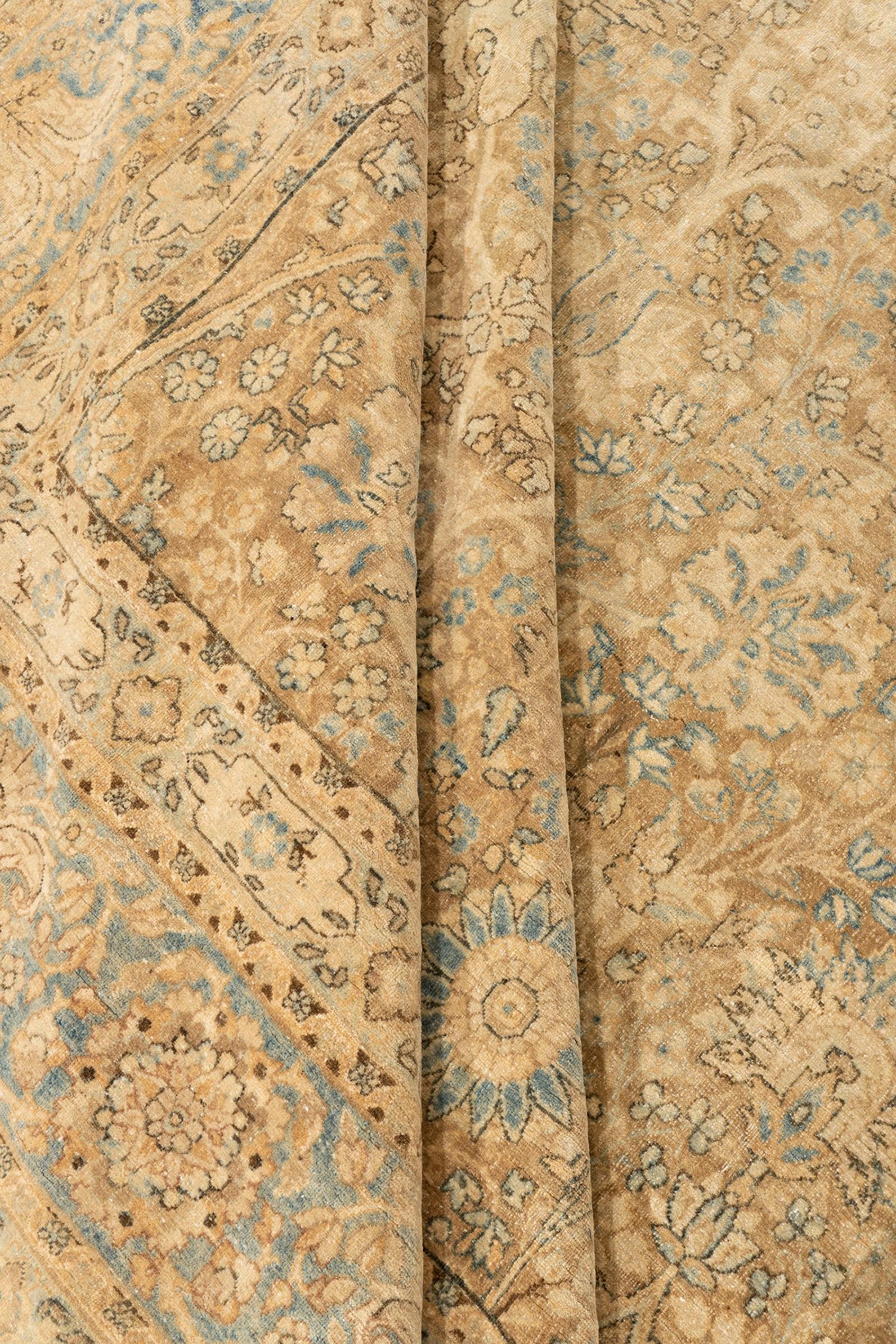 Antique Circa 1910 Persian Kerman Wool Living Room Rug Hand Knotted 8'8 X 14'3 In Good Condition For Sale In New York, NY