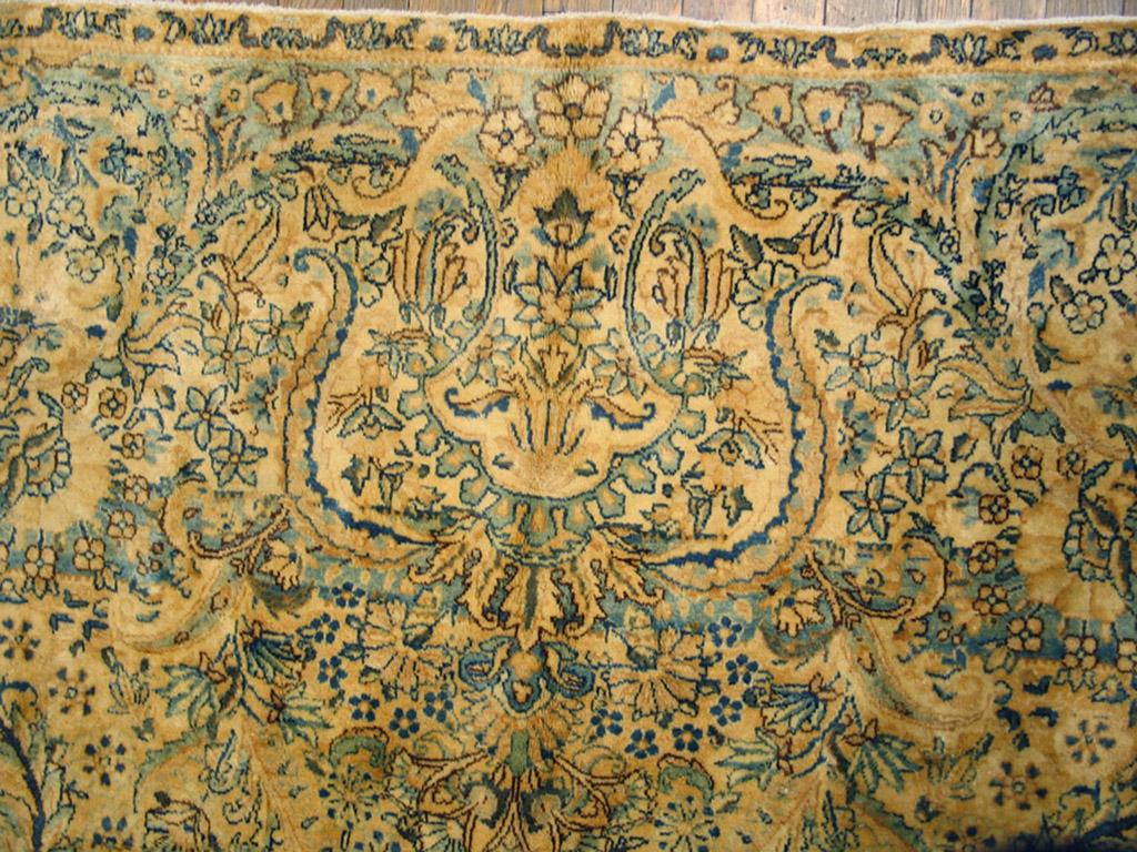 Wool Early 20th Century Persian Kirman Carpet ( 9'10