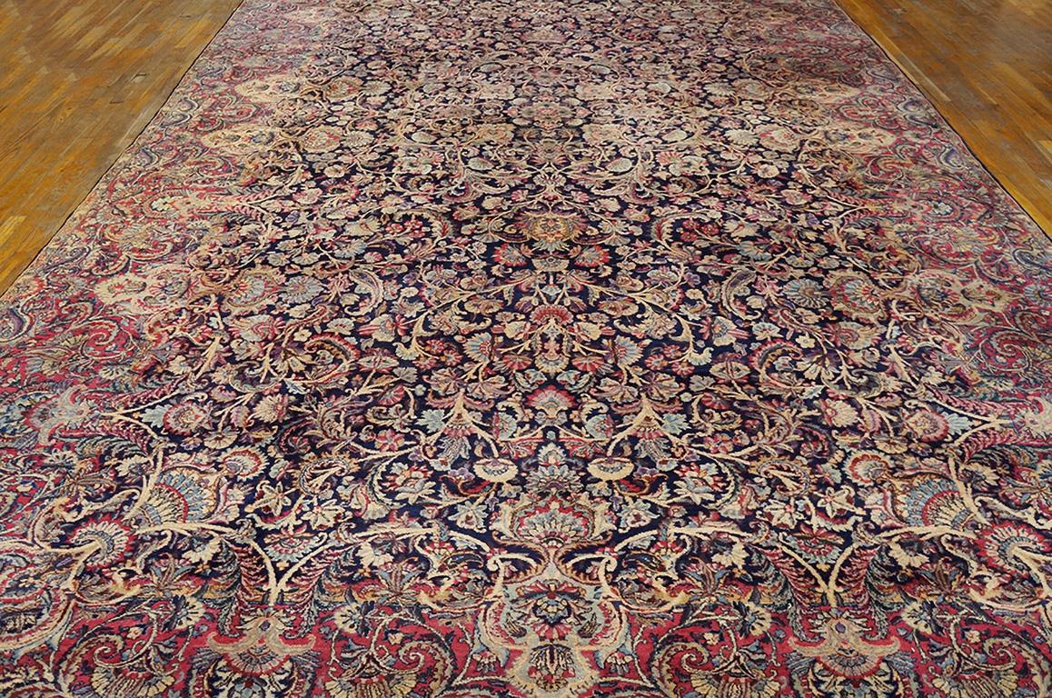 Wool Early 20th Century S.E. Persian Kirman Carpet ( 9'10