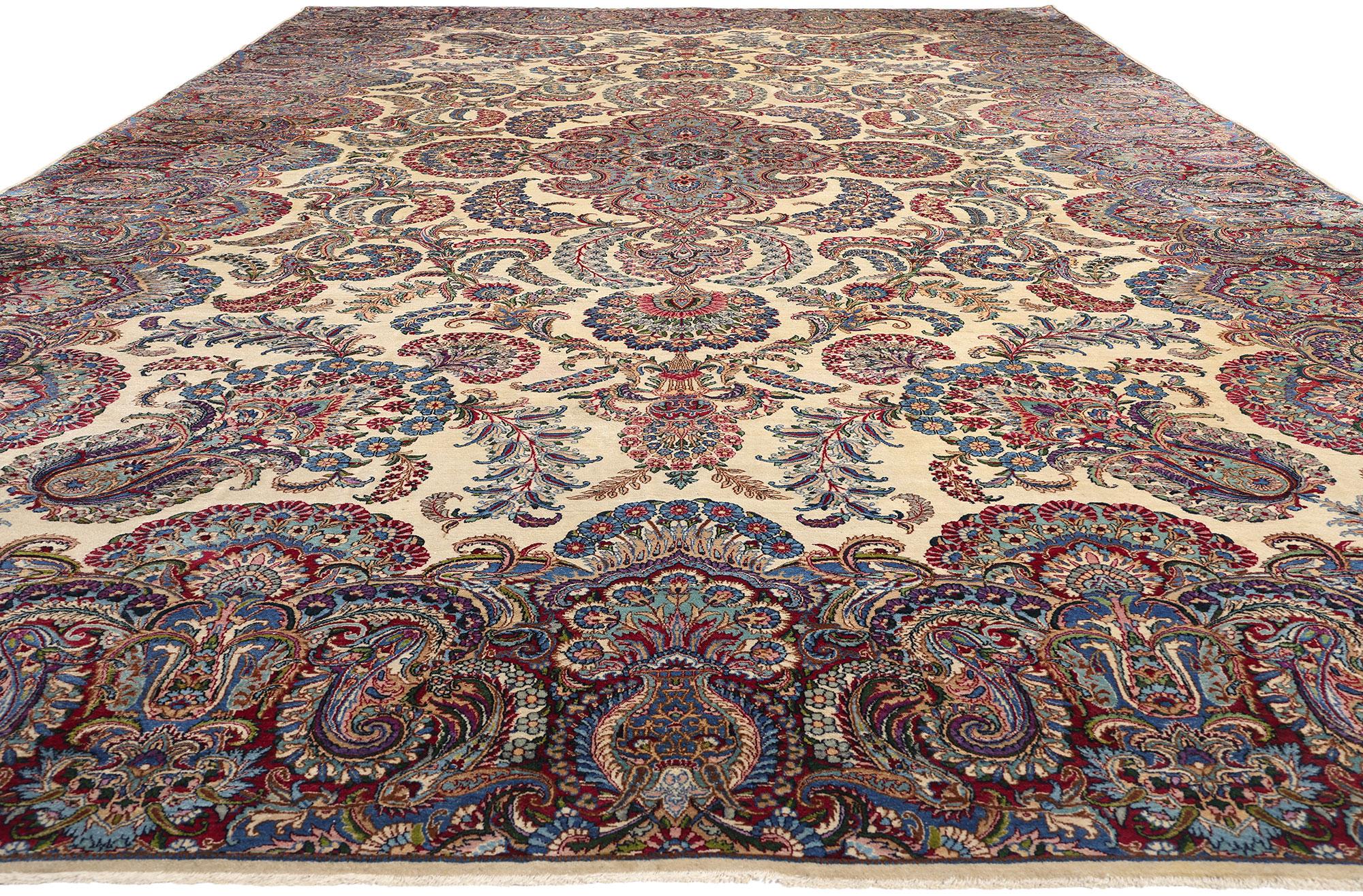 Antiker persischer Kerman-Teppich (Kirman) im Angebot
