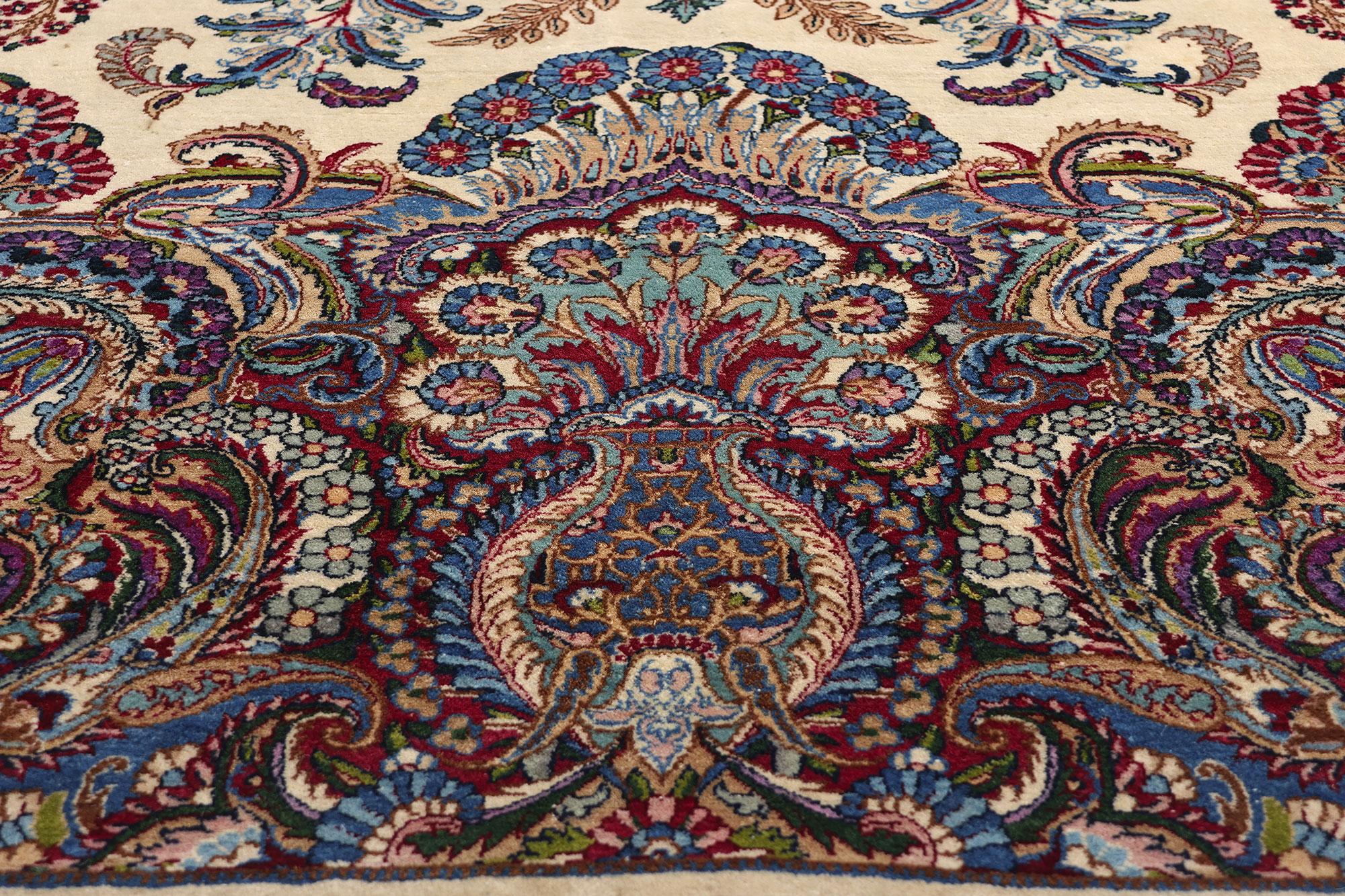 Antiker persischer Kerman-Teppich (Handgeknüpft) im Angebot